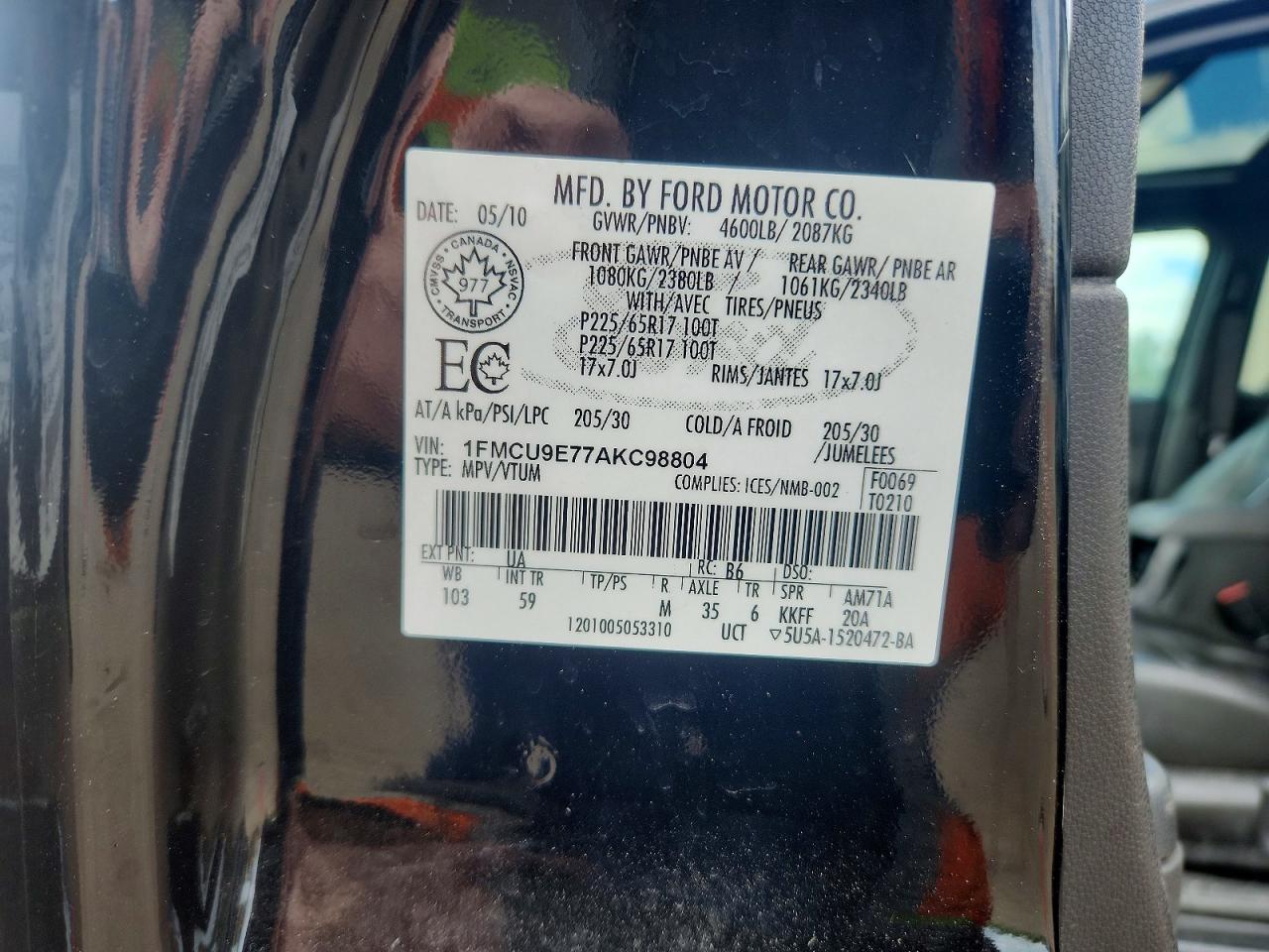 2010 Ford Escape Black vin: 1FMCU9E77AKC98804