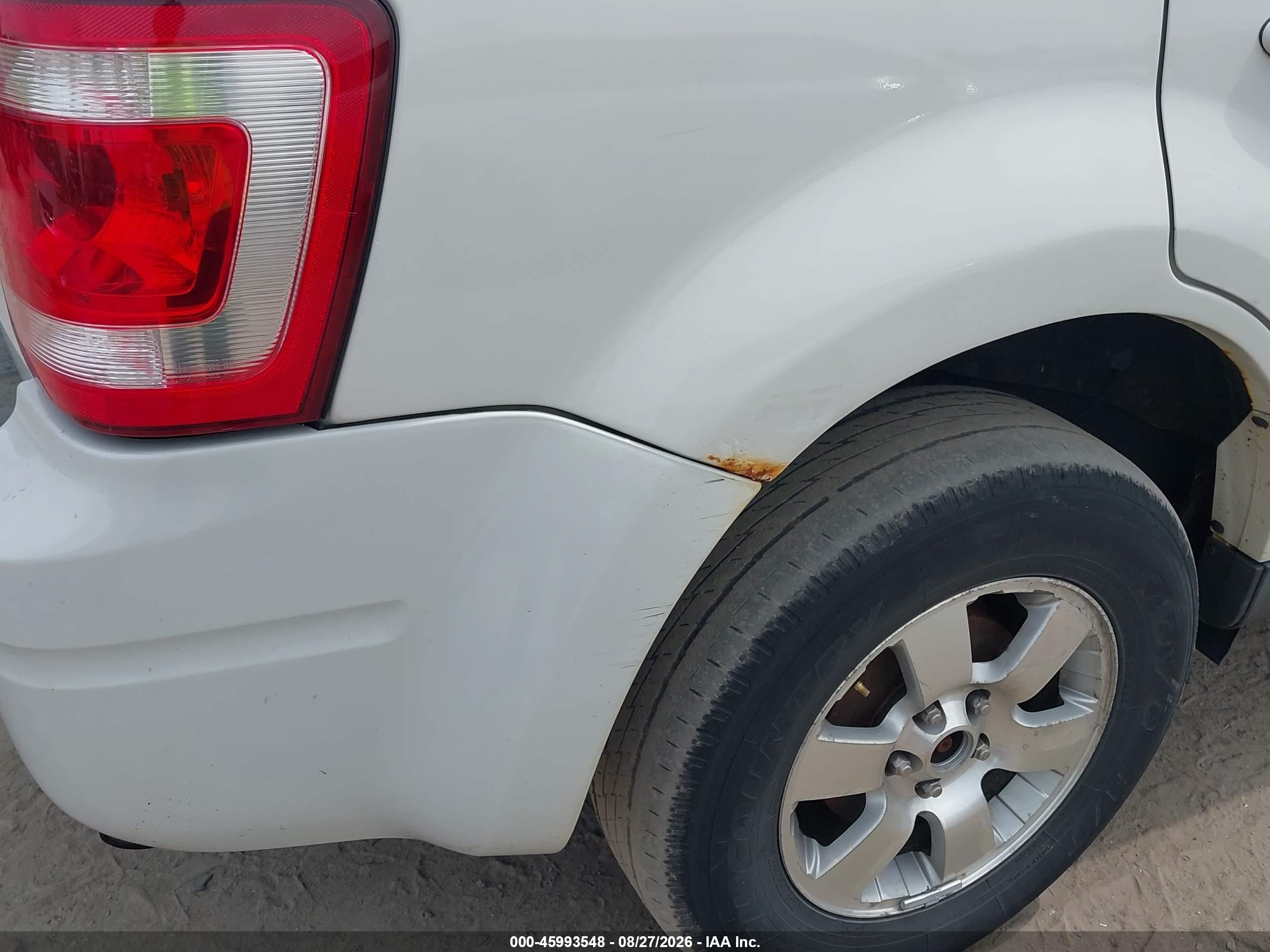 2011 Ford Escape Limited Белый vin: 1FMCU9E77BKA02777