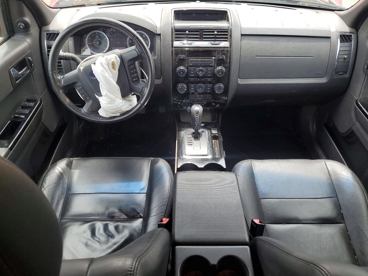 2011 Ford Escape Limited Red vin: 1FMCU9E78BKA32337