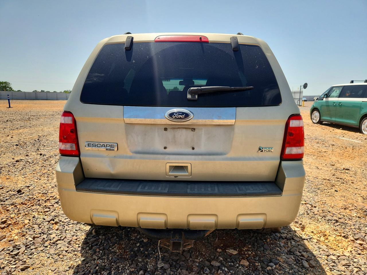2010 Ford Escape Limited Silver vin: 1FMCU9EG0AKB12343