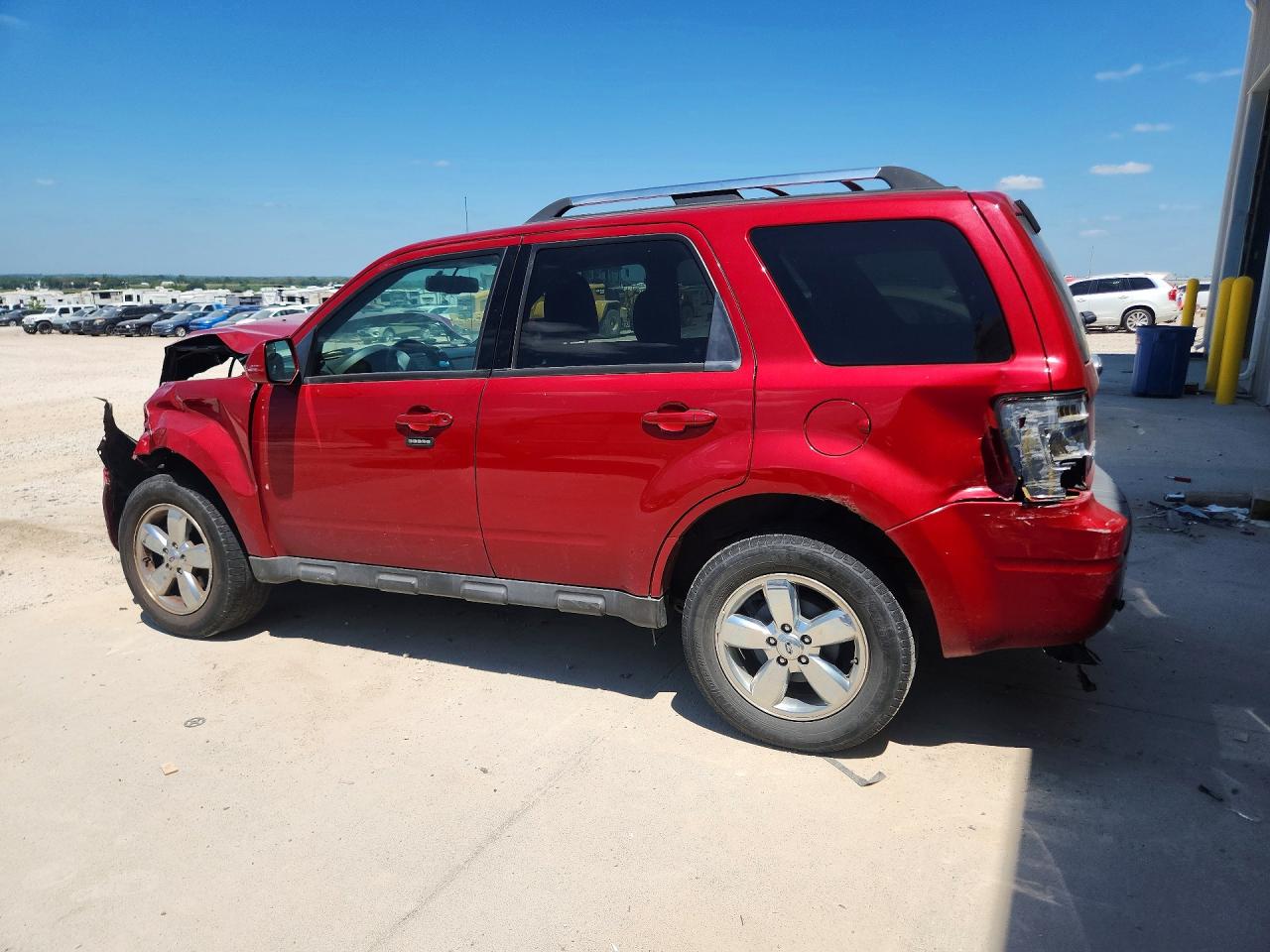 2010 Ford Escape Limited Red vin: 1FMCU9EG0AKC67958