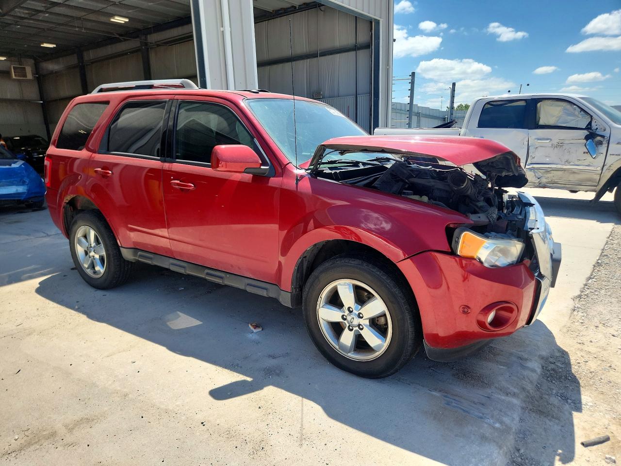 2010 Ford Escape Limited Red vin: 1FMCU9EG0AKC67958