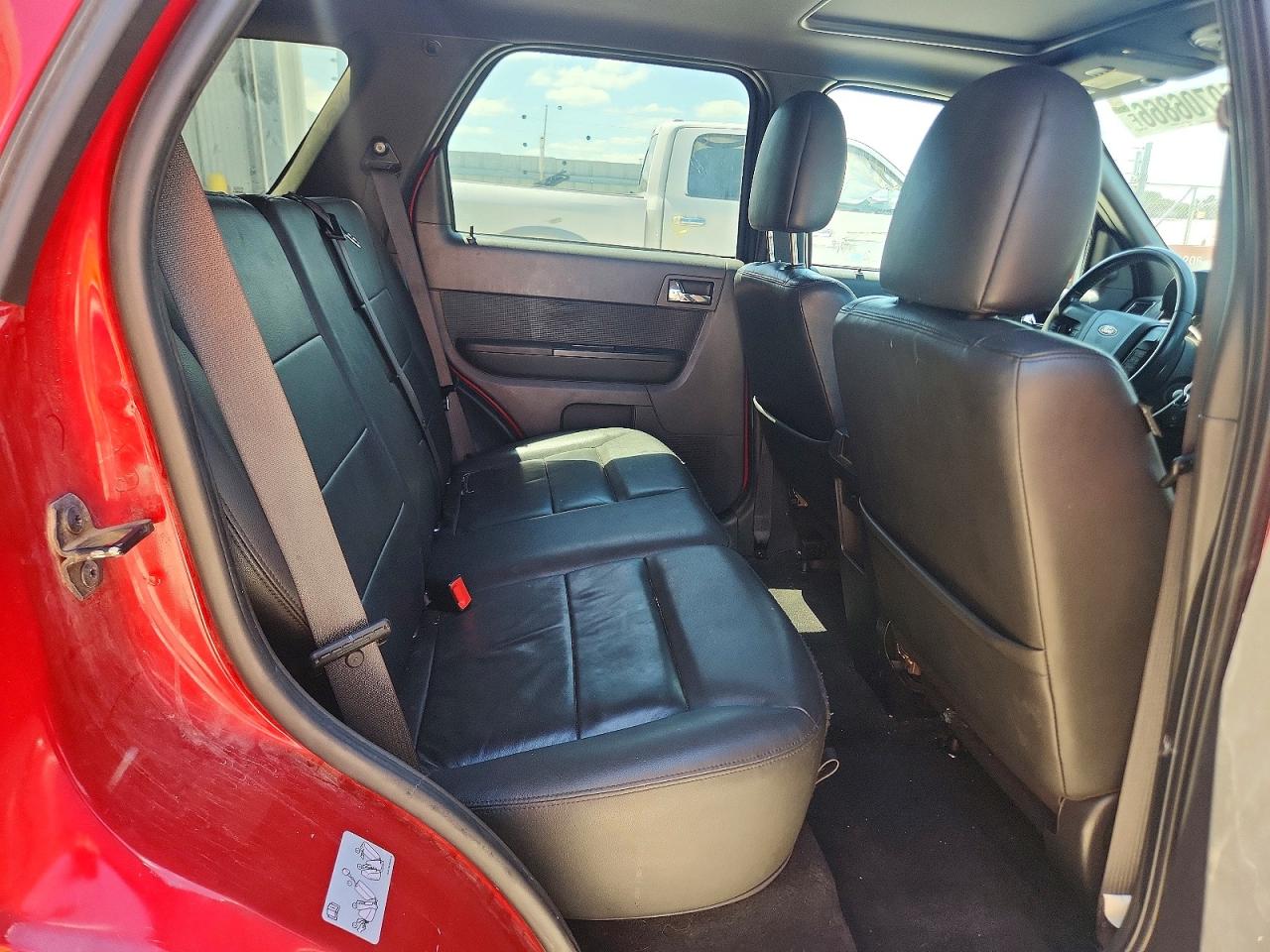 2010 Ford Escape Limited Red vin: 1FMCU9EG0AKC67958