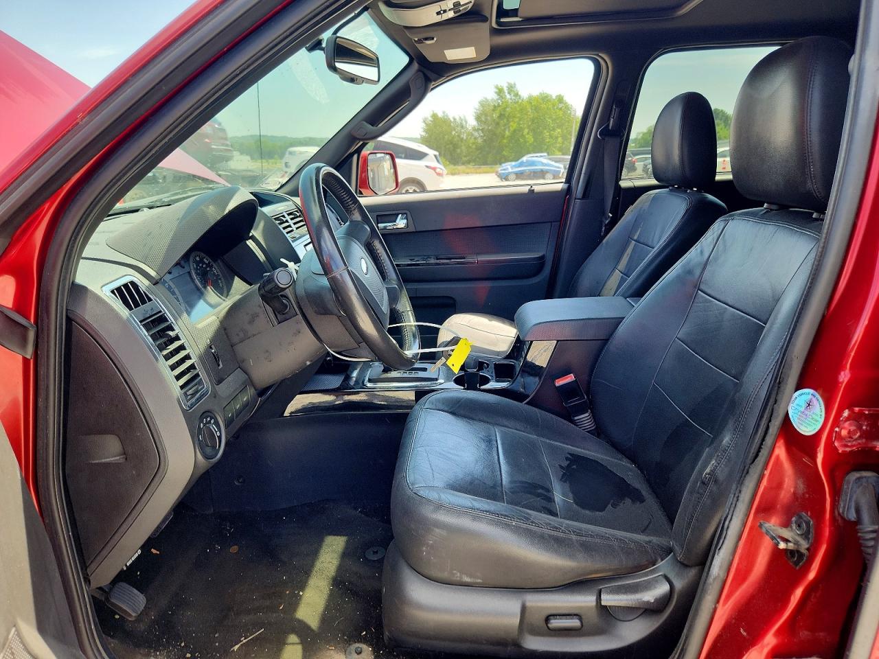 2012 Ford Escape Limited Red vin: 1FMCU9EG0CKB88728