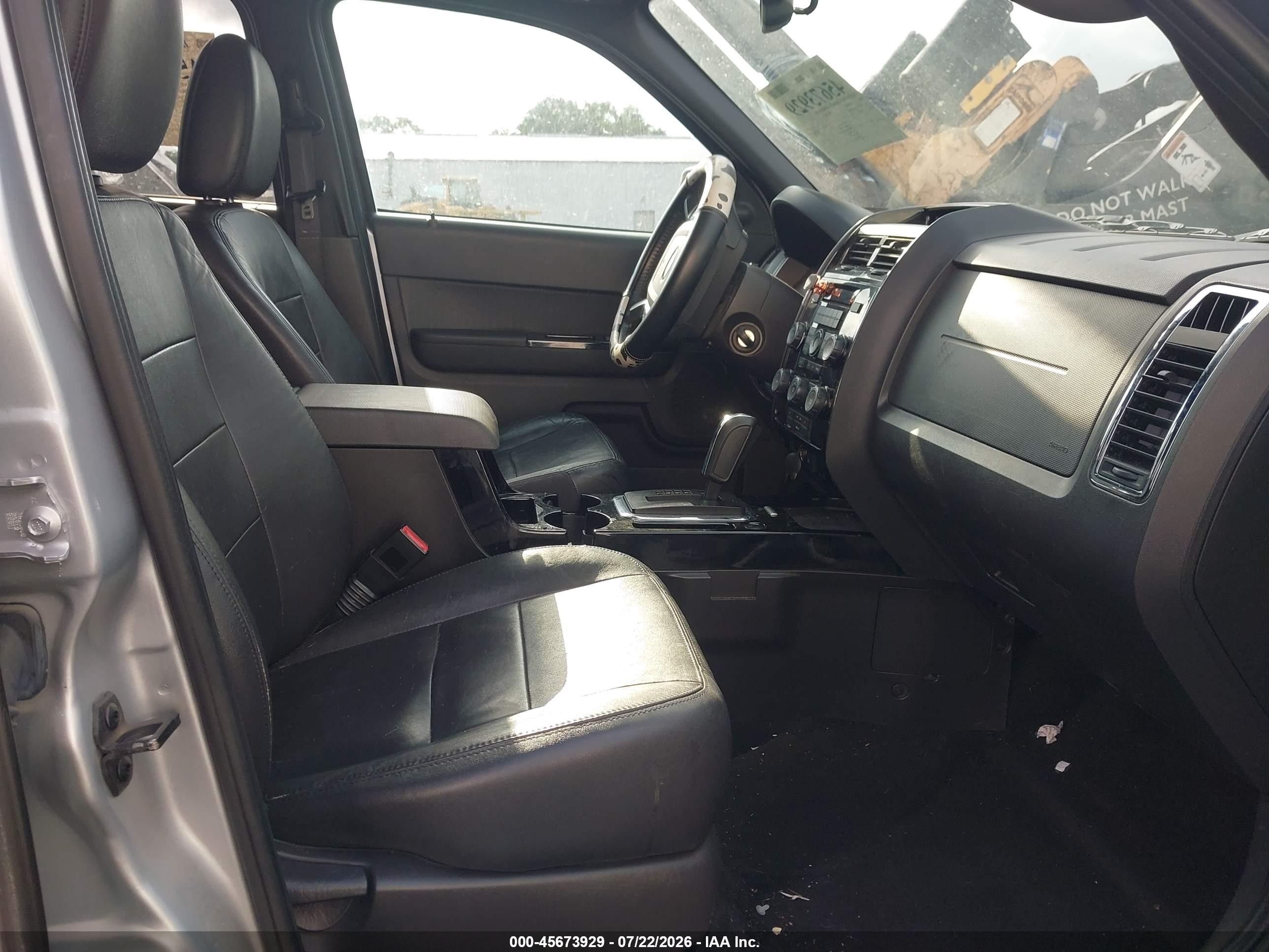 2012 Ford Escape Limited Серебряный vin: 1FMCU9EG0CKB99860