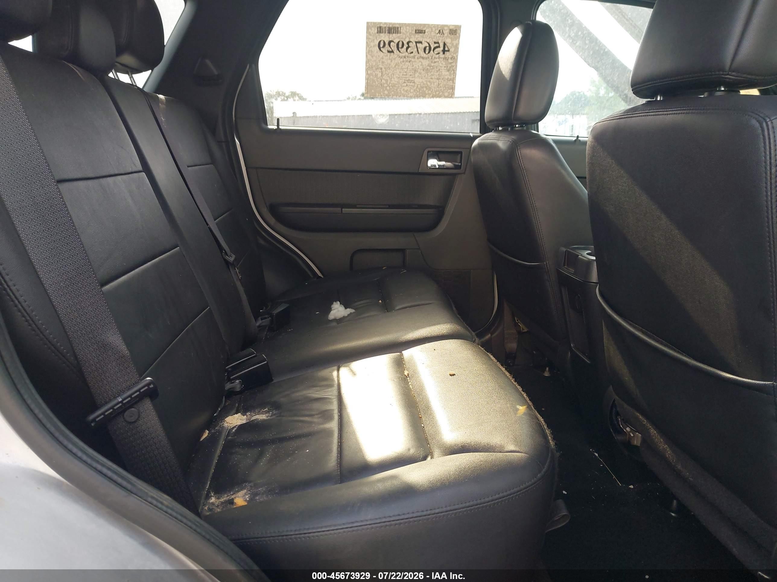 2012 Ford Escape Limited Серебряный vin: 1FMCU9EG0CKB99860