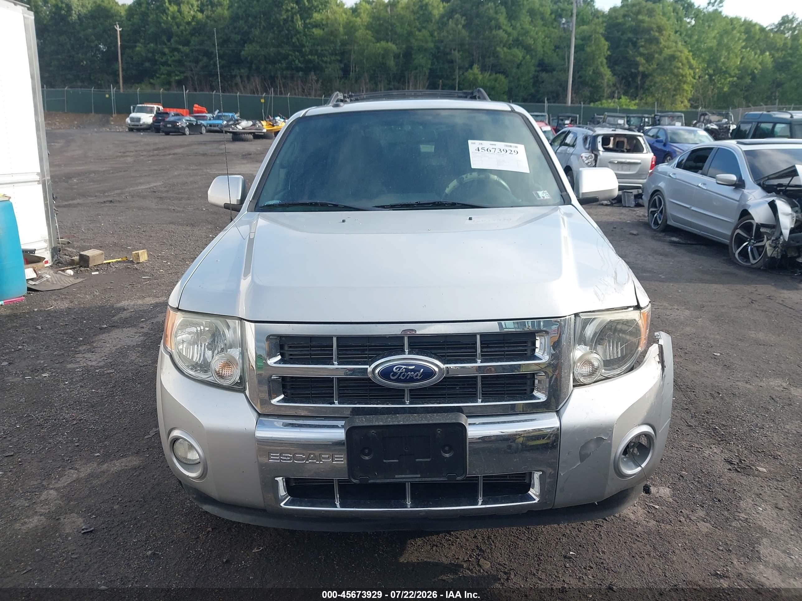 2012 Ford Escape Limited Серебряный vin: 1FMCU9EG0CKB99860