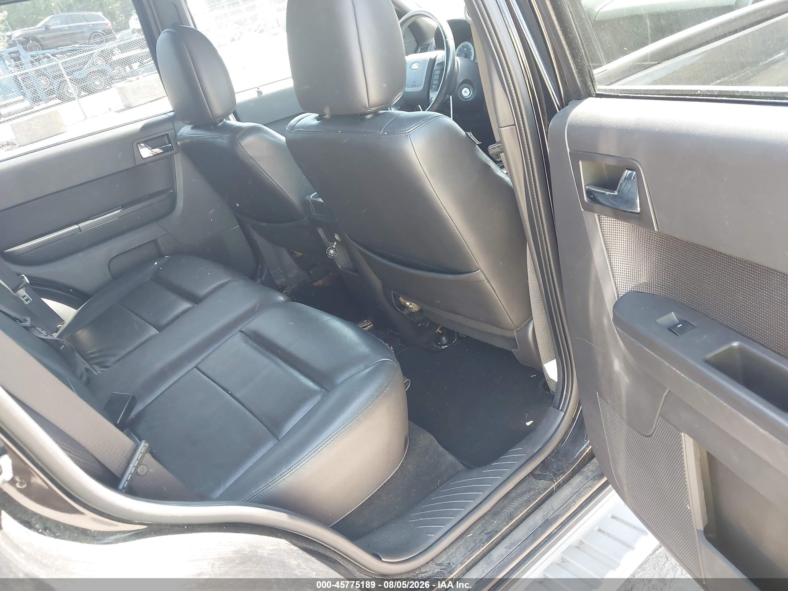2010 Ford Escape Limited Black vin: 1FMCU9EG1AKA80549