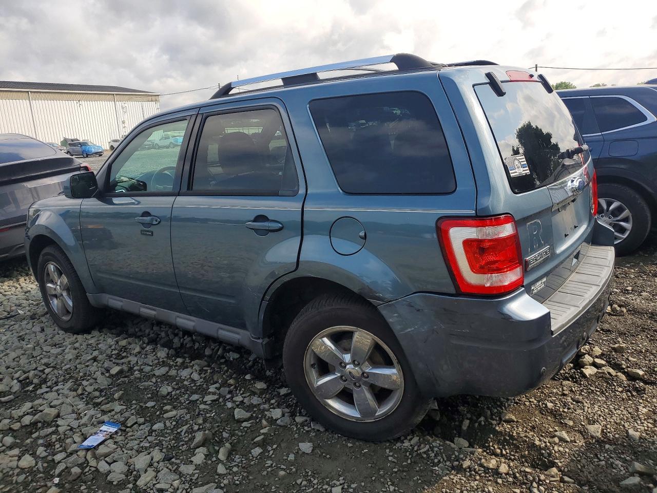2011 Ford Escape Limited Синий vin: 1FMCU9EG1BKB17956