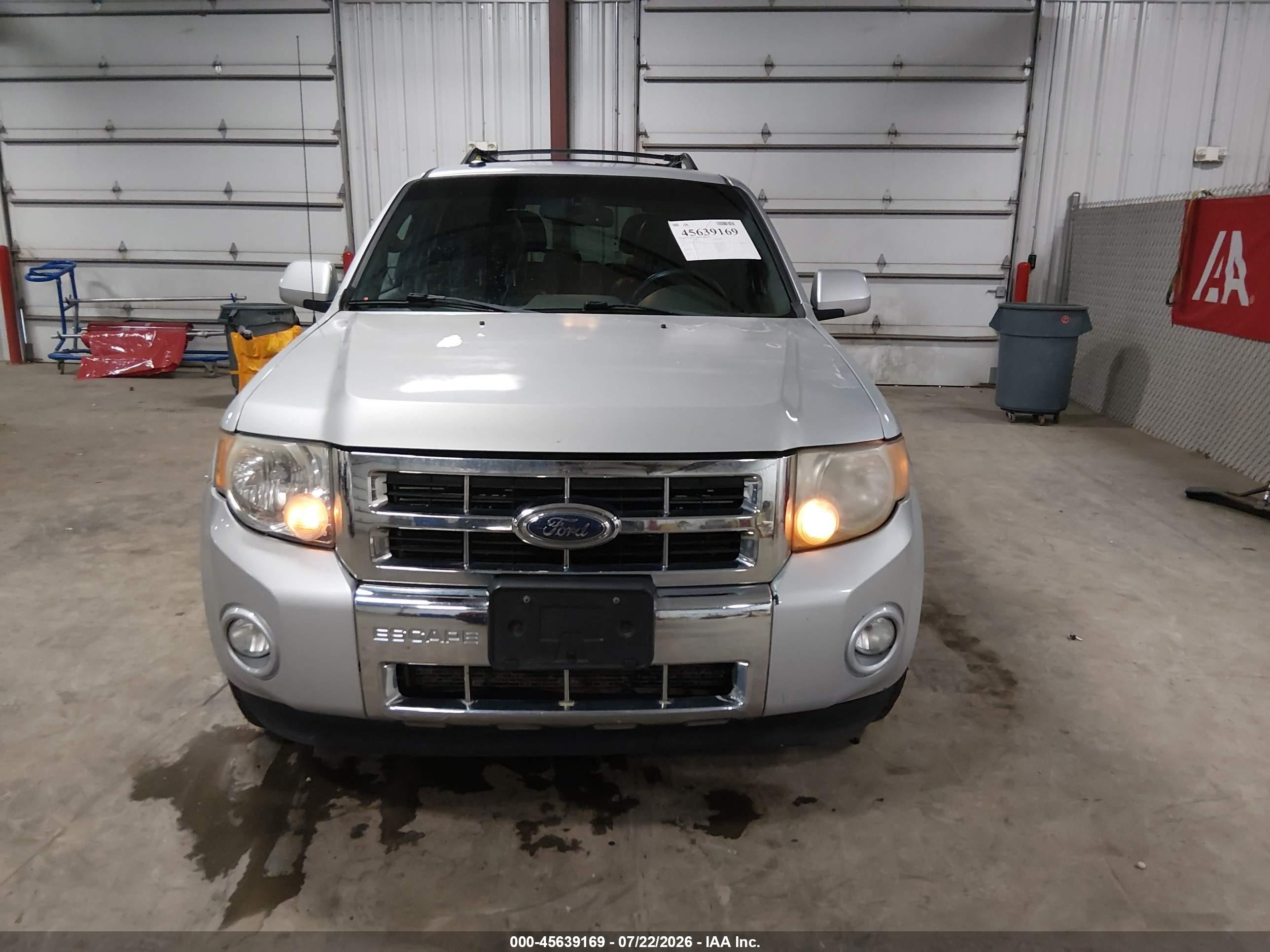 2011 Ford Escape Limited Silver vin: 1FMCU9EG1BKB48530