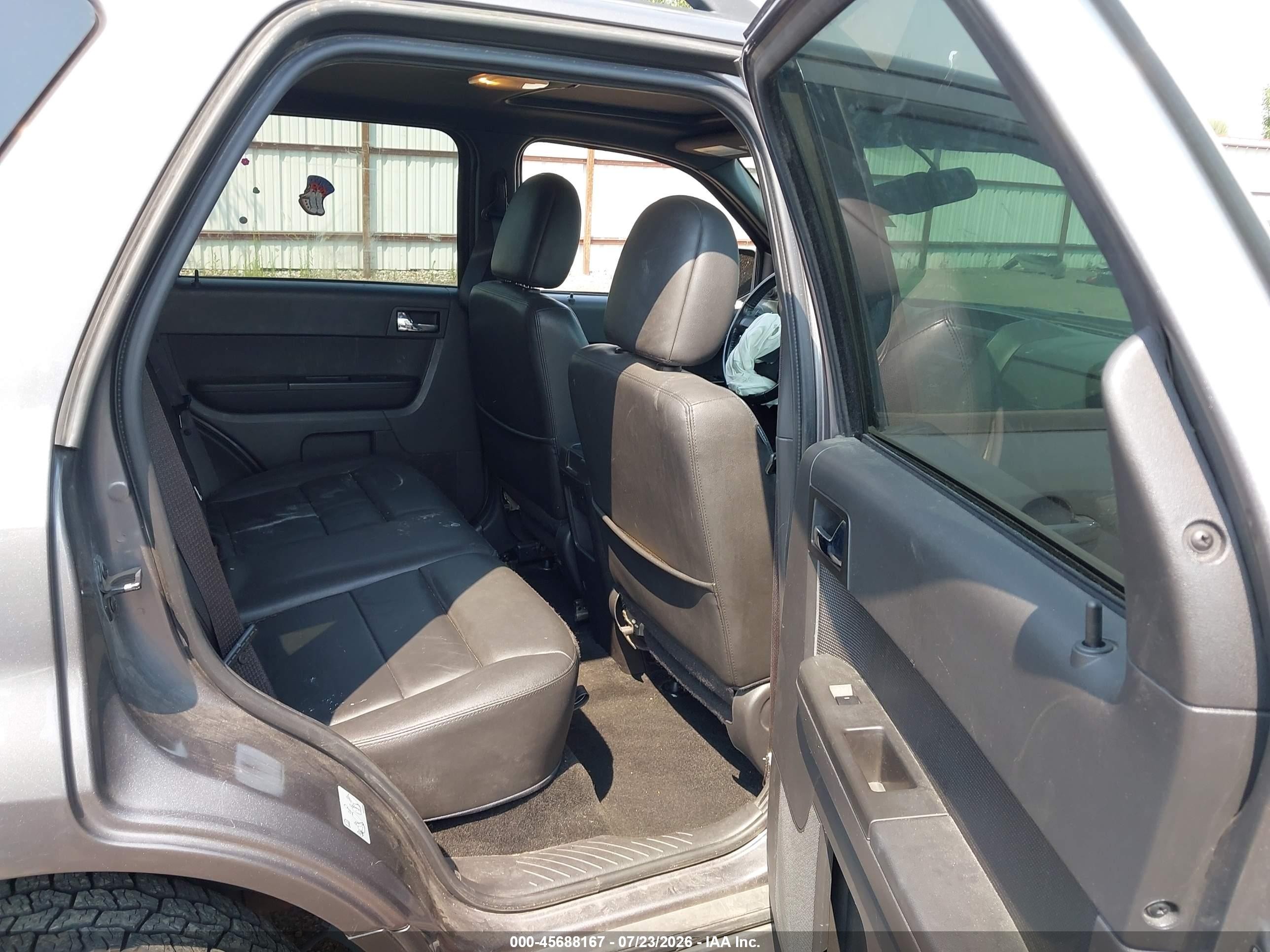 2011 Ford Escape Limited Blue vin: 1FMCU9EG1BKC11111