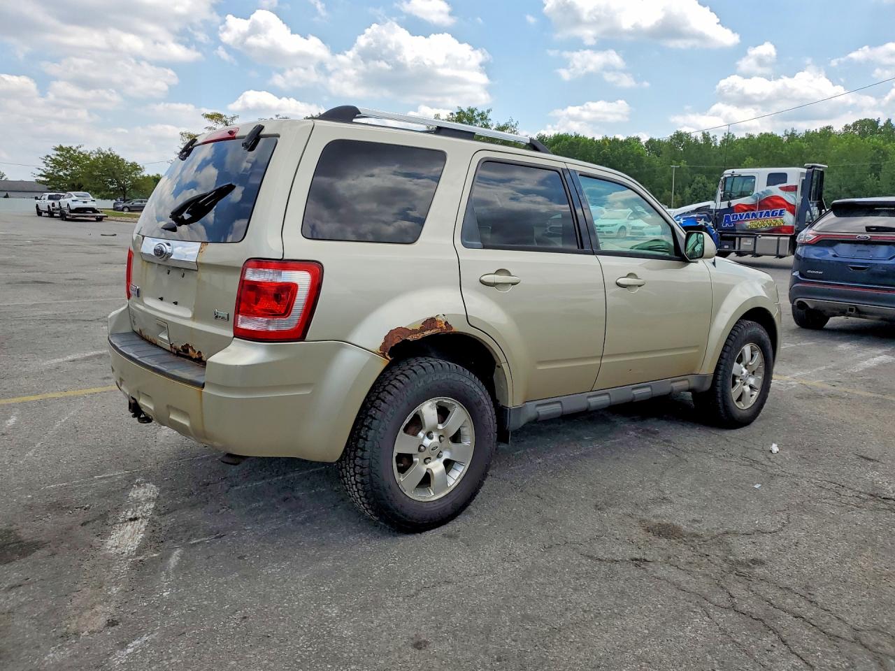 2012 Ford Escape Limited Золотой vin: 1FMCU9EG1CKA76147