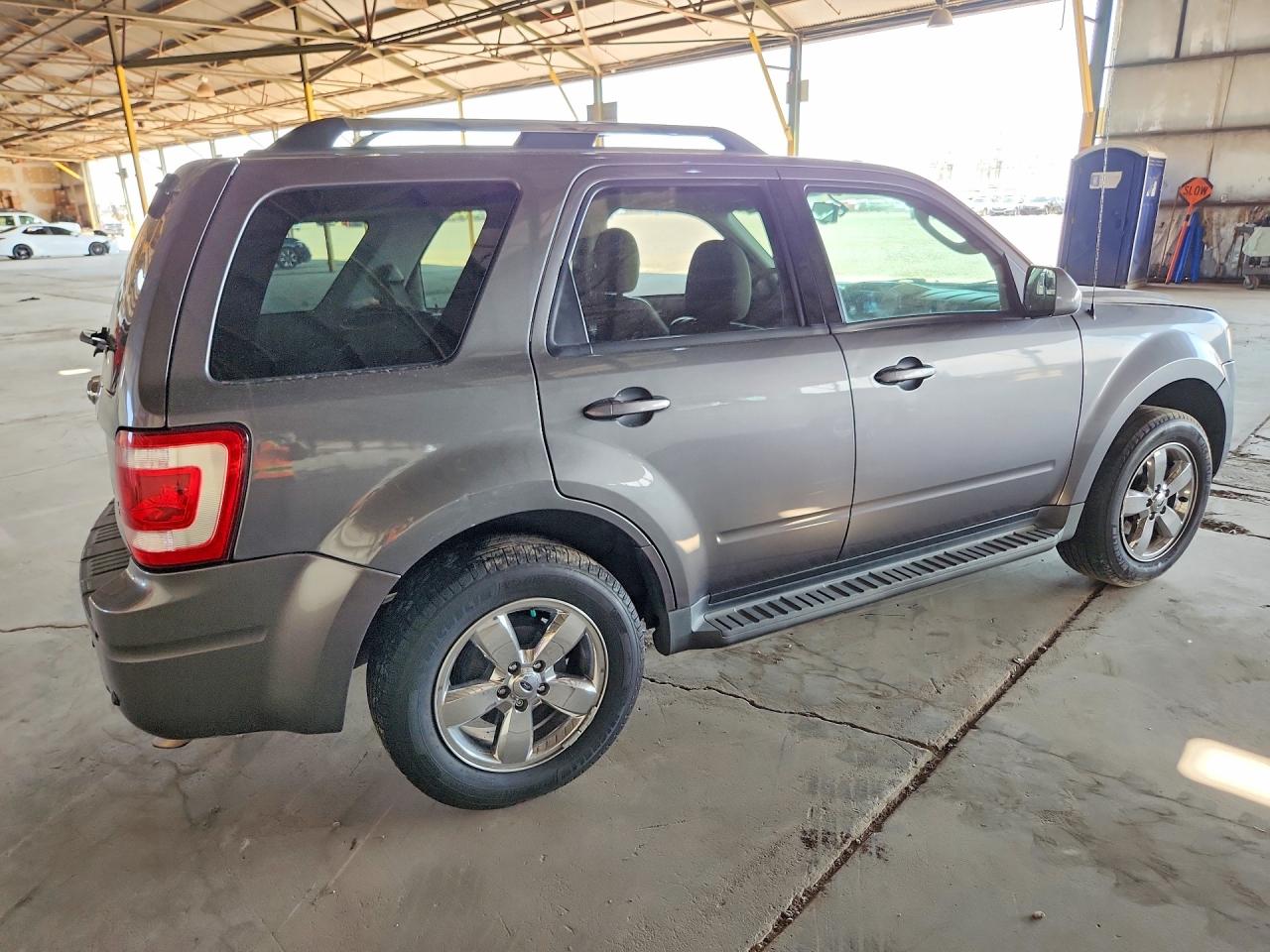 2010 Ford Escape Limited Угольный vin: 1FMCU9EG2AKB29855