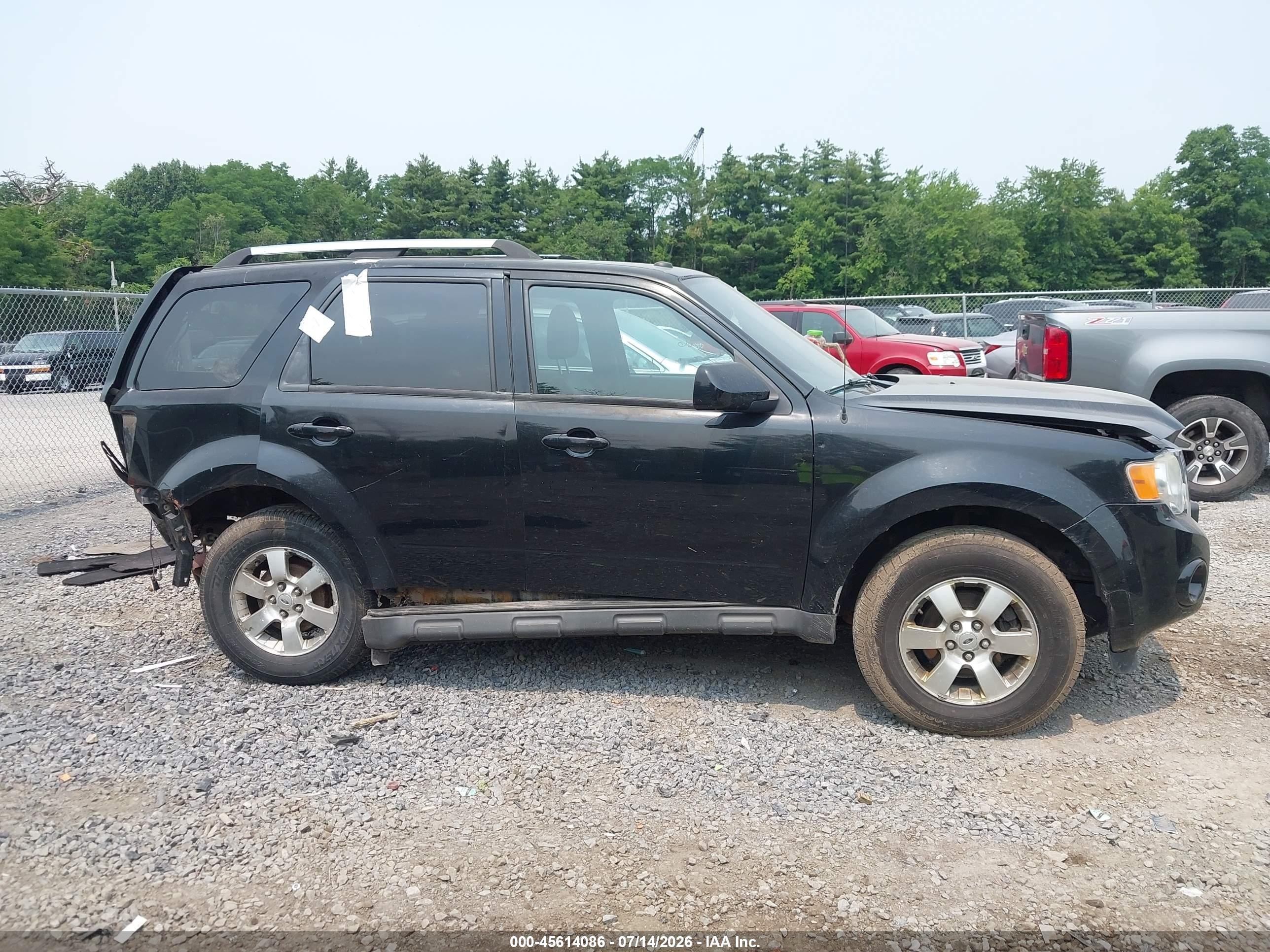 2010 Ford Escape Limited Черный vin: 1FMCU9EG2AKC14372