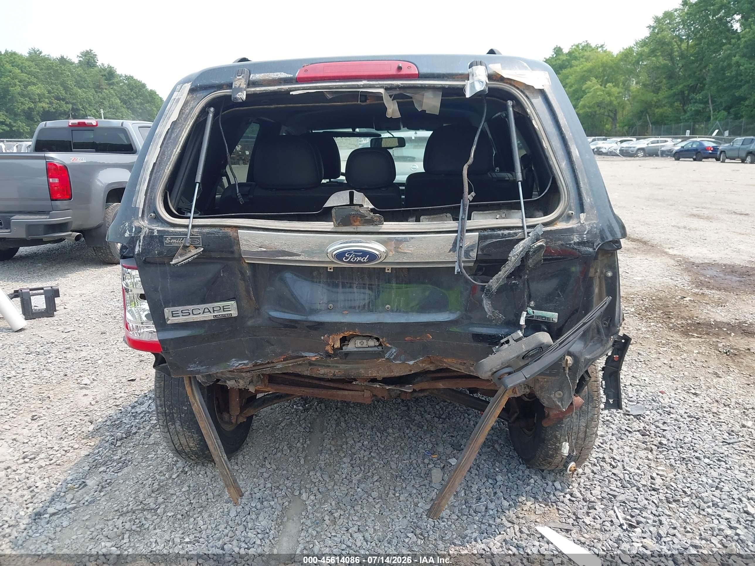 2010 Ford Escape Limited Черный vin: 1FMCU9EG2AKC14372