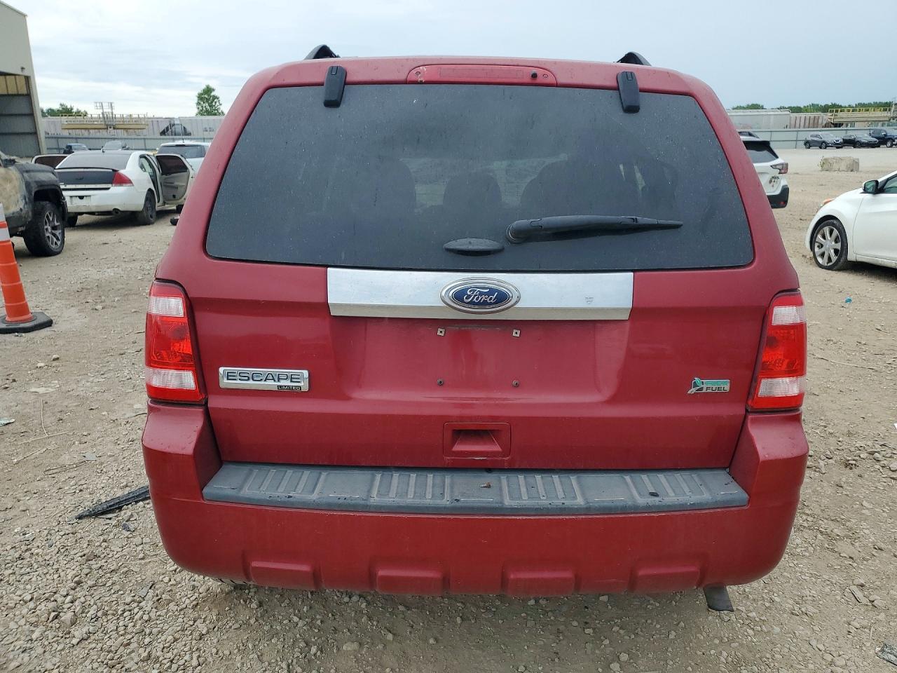 2011 Ford Escape Limited Red vin: 1FMCU9EG2BKB28111