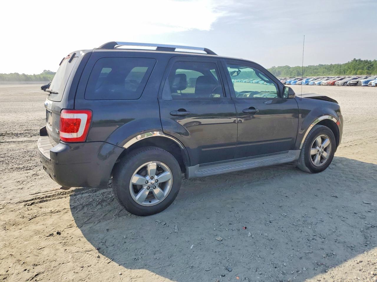 2011 Ford Escape Limited Черный vin: 1FMCU9EG2BKB50867