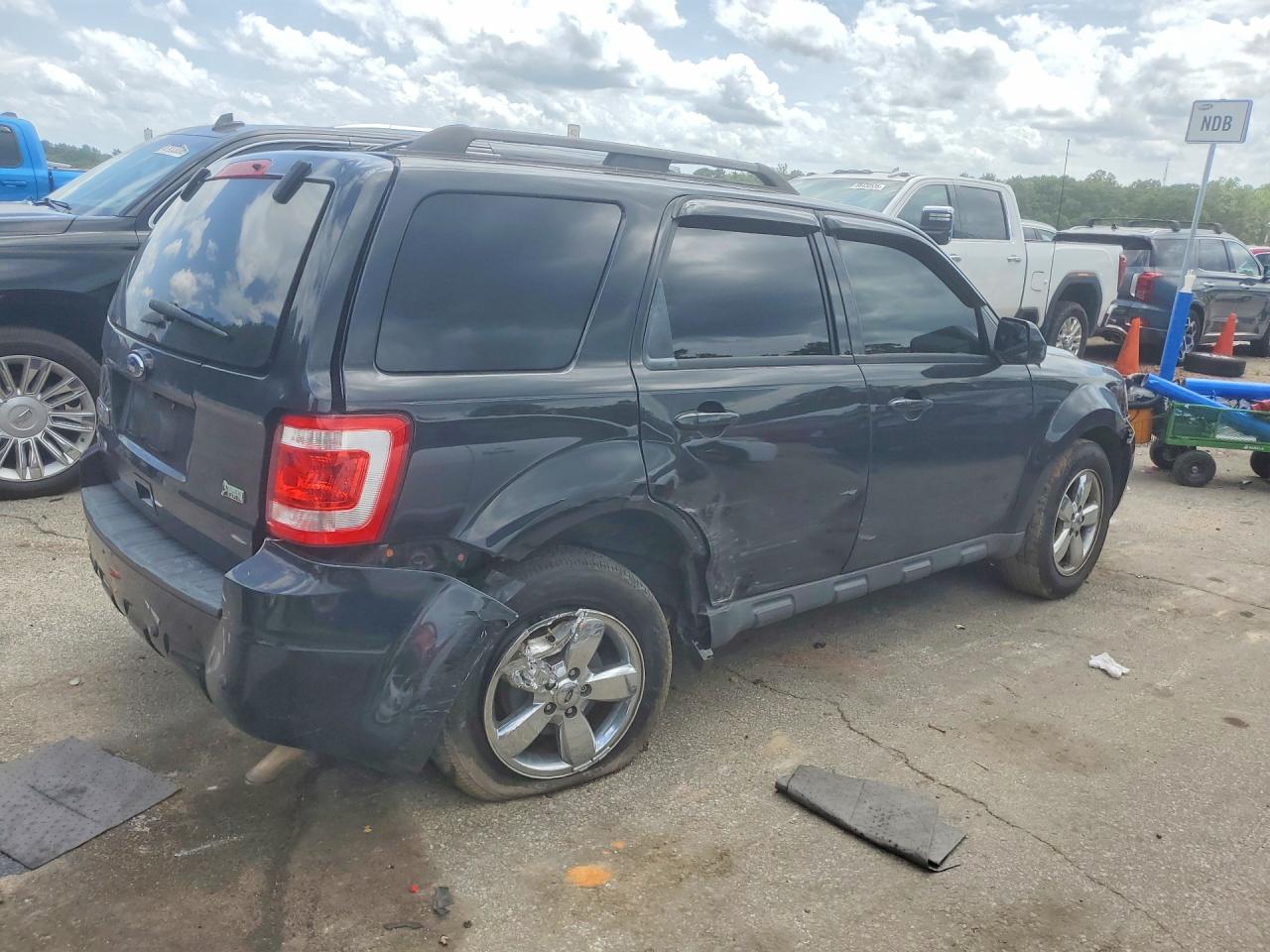 2011 Ford Escape Limited Black vin: 1FMCU9EG2BKC29830