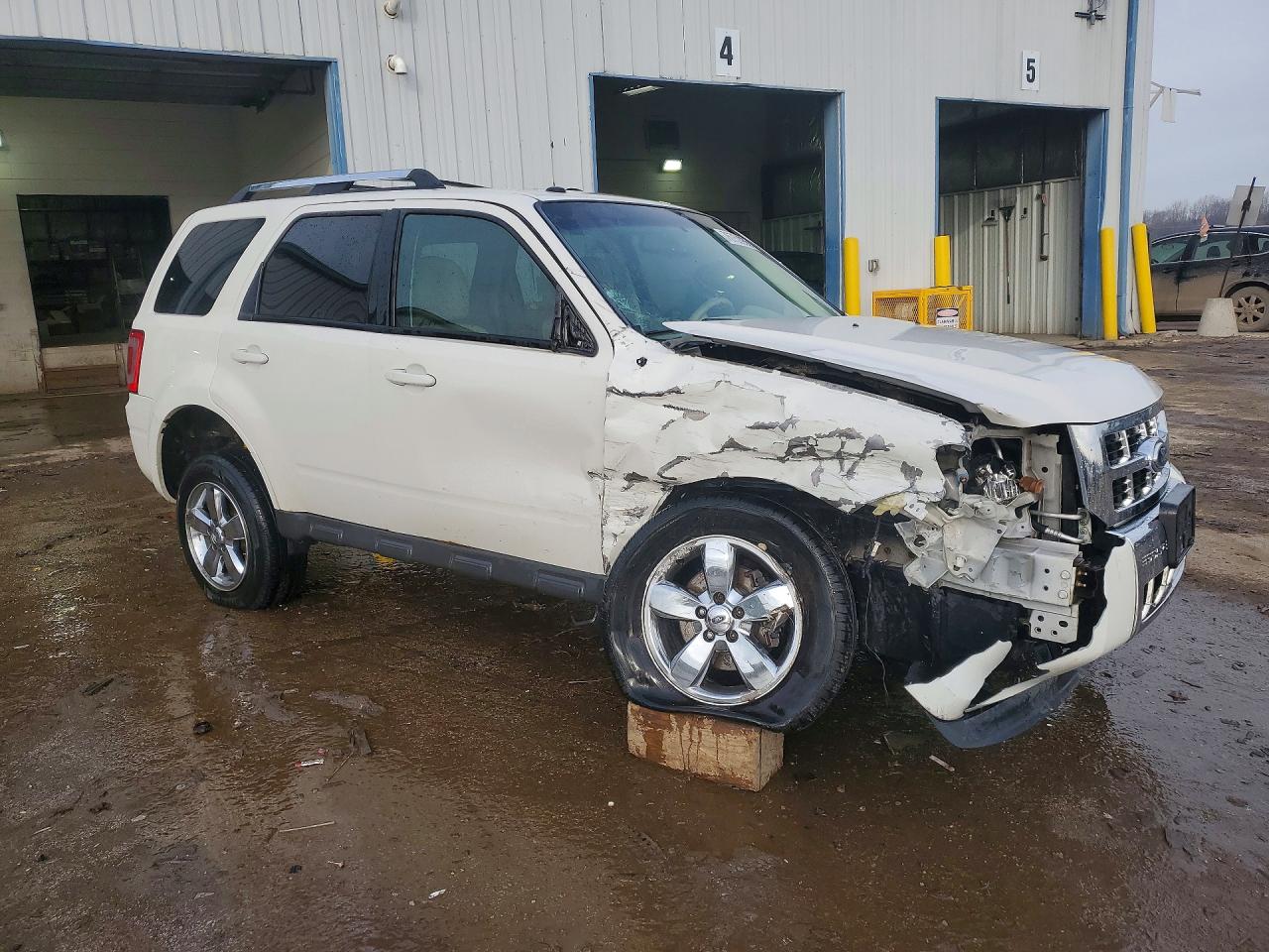 2012 Ford Escape Limited White vin: 1FMCU9EG2CKB00293