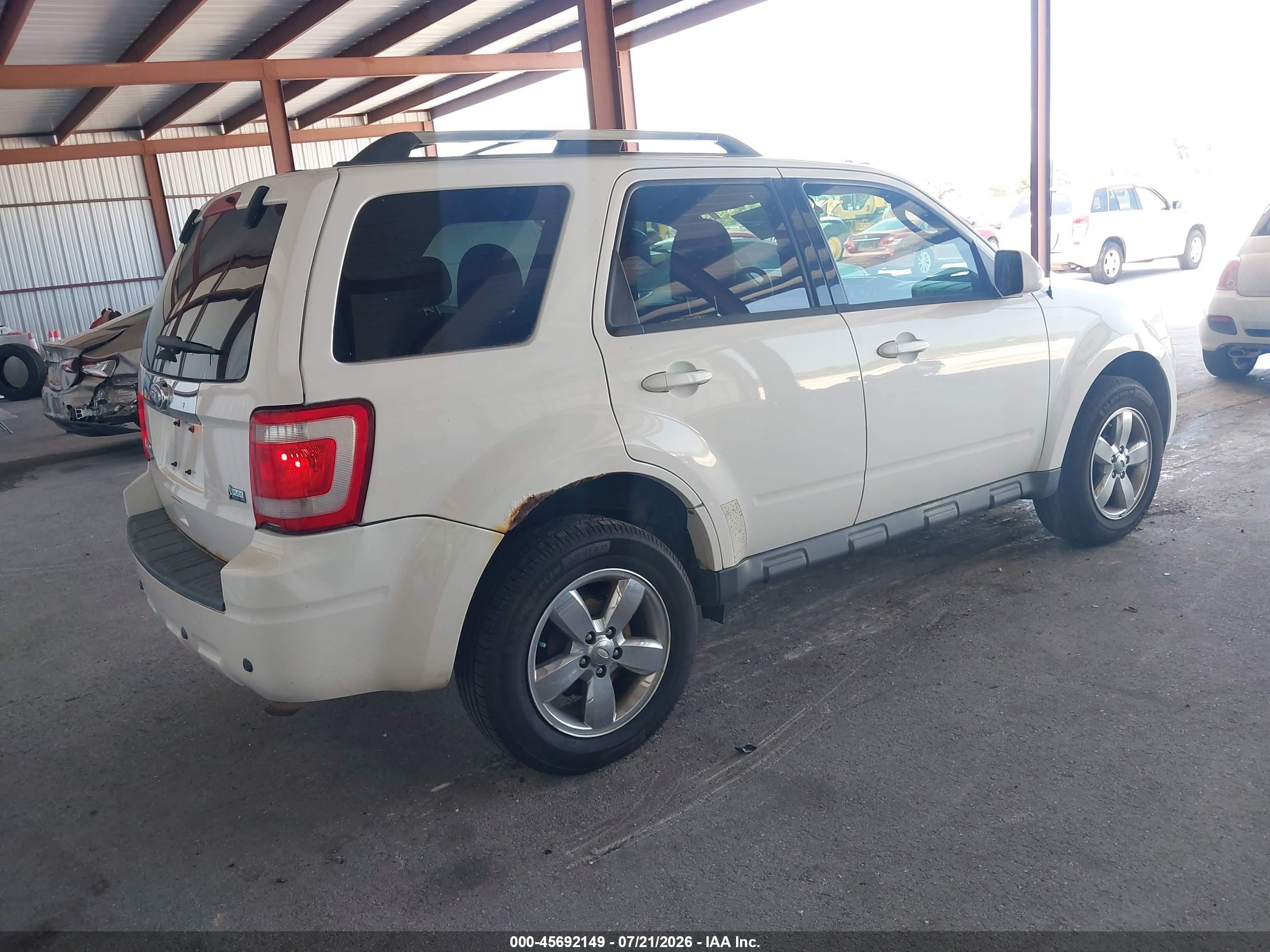 2011 Ford Escape Limited Белый vin: 1FMCU9EG3BKC66207