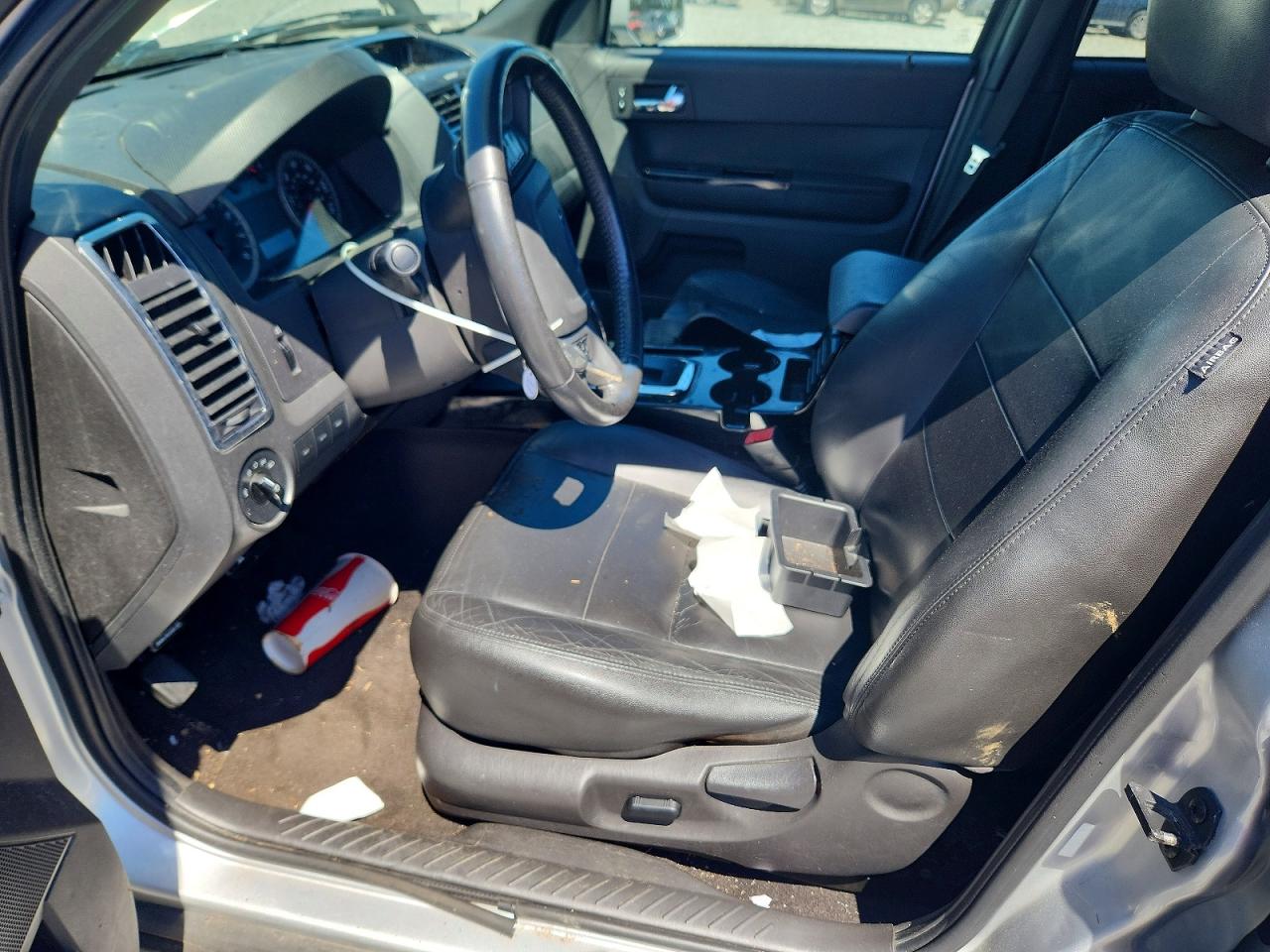 2012 Ford Escape Limited Серебряный vin: 1FMCU9EG3CKB70126