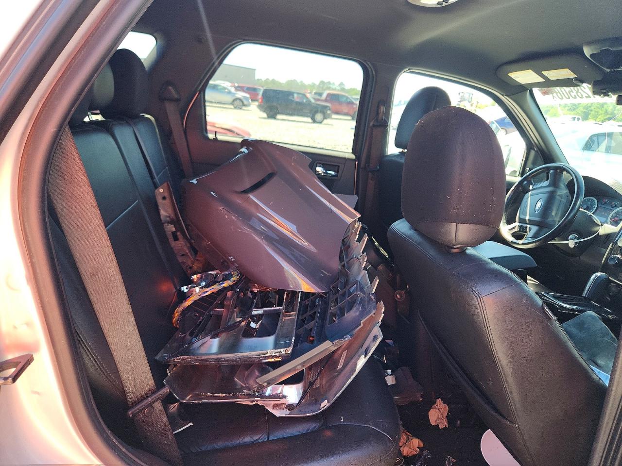 2012 Ford Escape Limited Серебряный vin: 1FMCU9EG3CKB70126