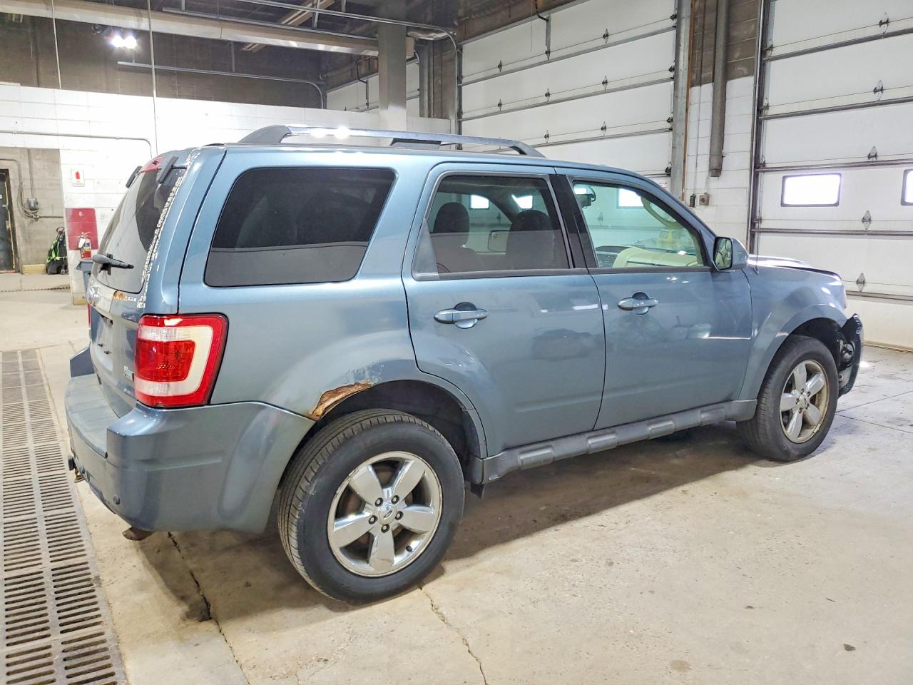 2011 Ford Escape Limited Blue vin: 1FMCU9EG4BKA62077