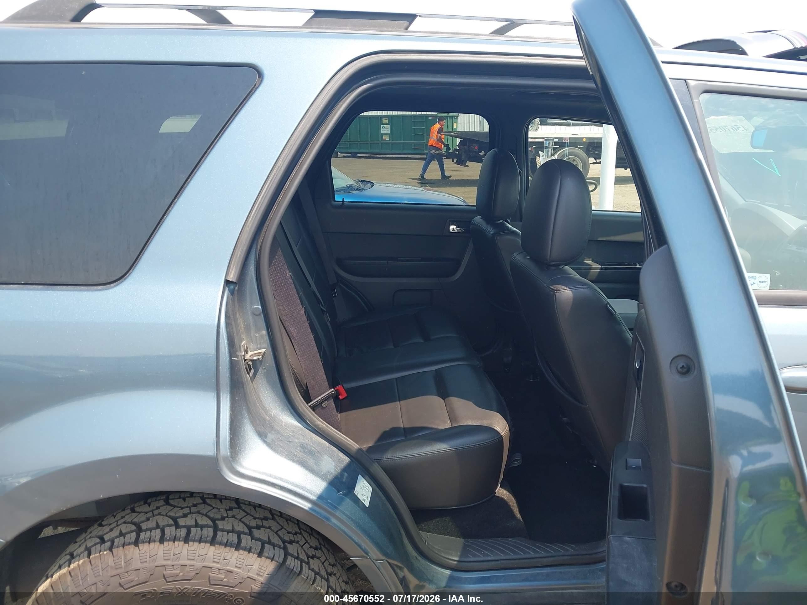 2011 Ford Escape Limited Blue vin: 1FMCU9EG4BKB14680