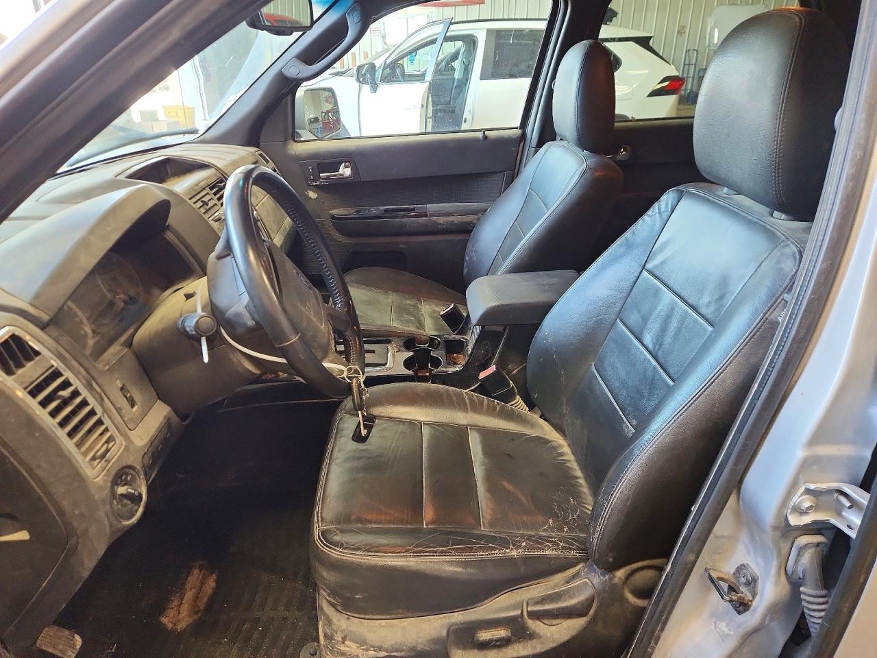 2011 Ford Escape Limited Silver vin: 1FMCU9EG4BKB44505