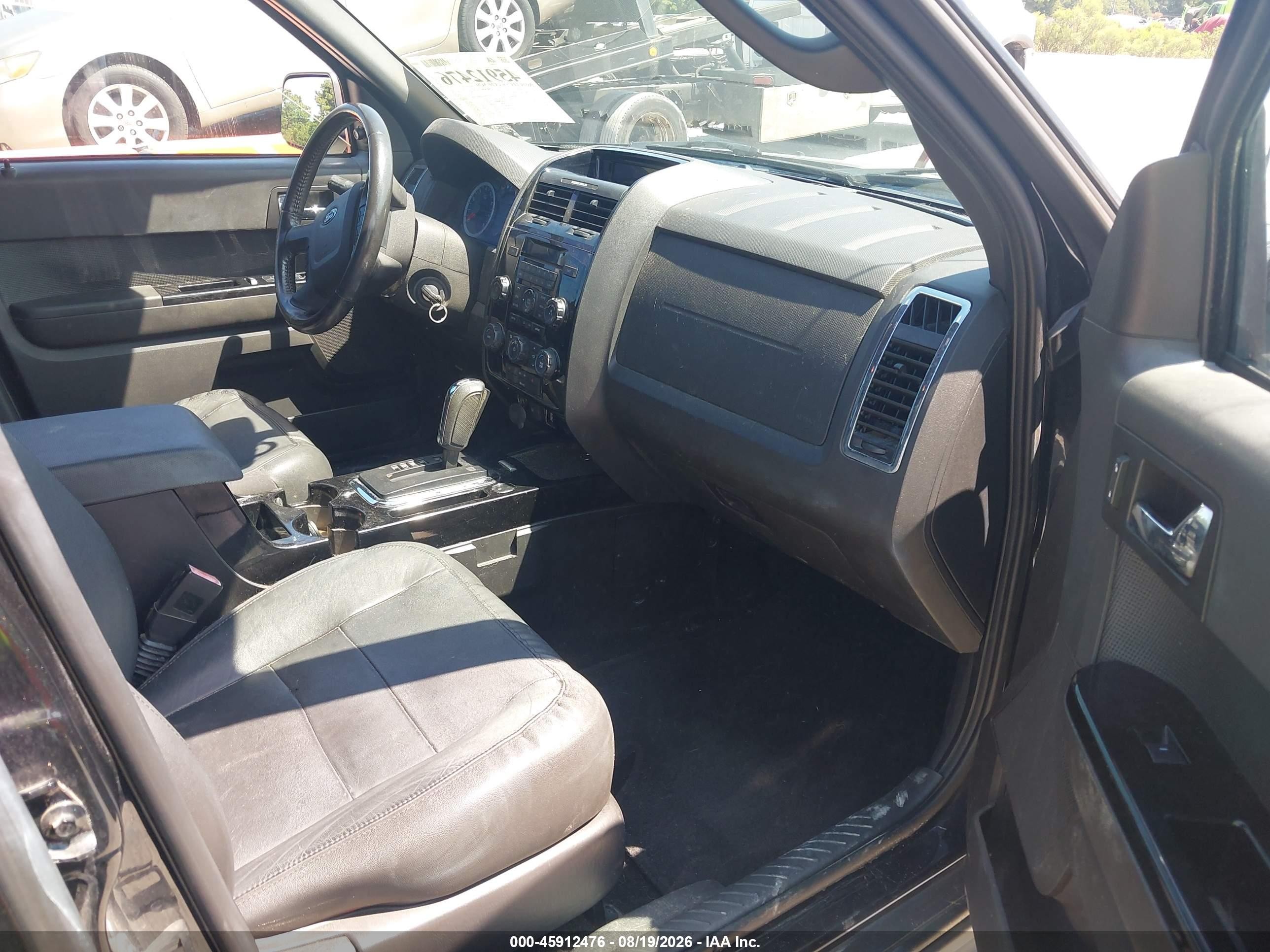 2011 Ford Escape Limited Черный vin: 1FMCU9EG4BKC46452