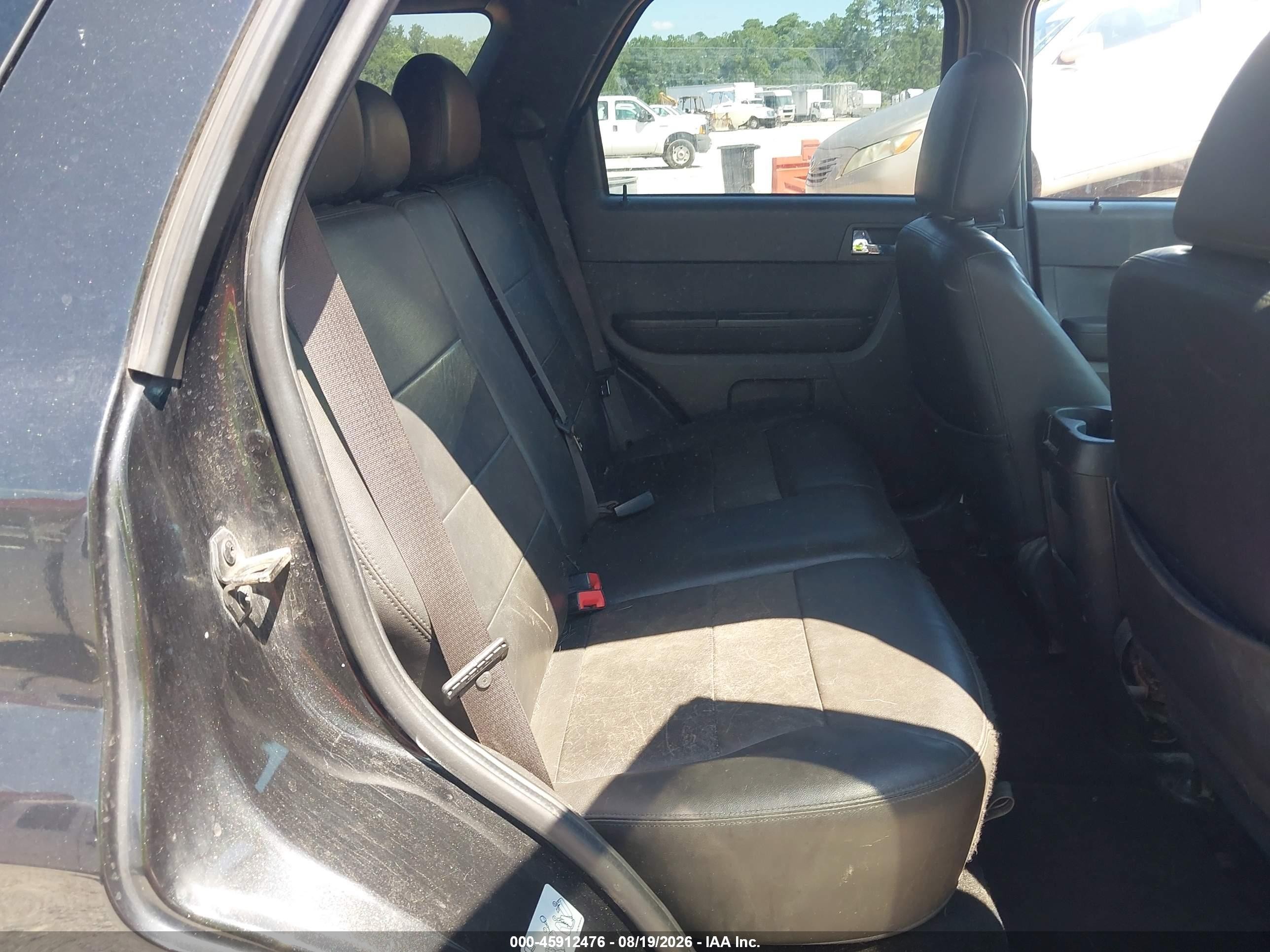 2011 Ford Escape Limited Черный vin: 1FMCU9EG4BKC46452