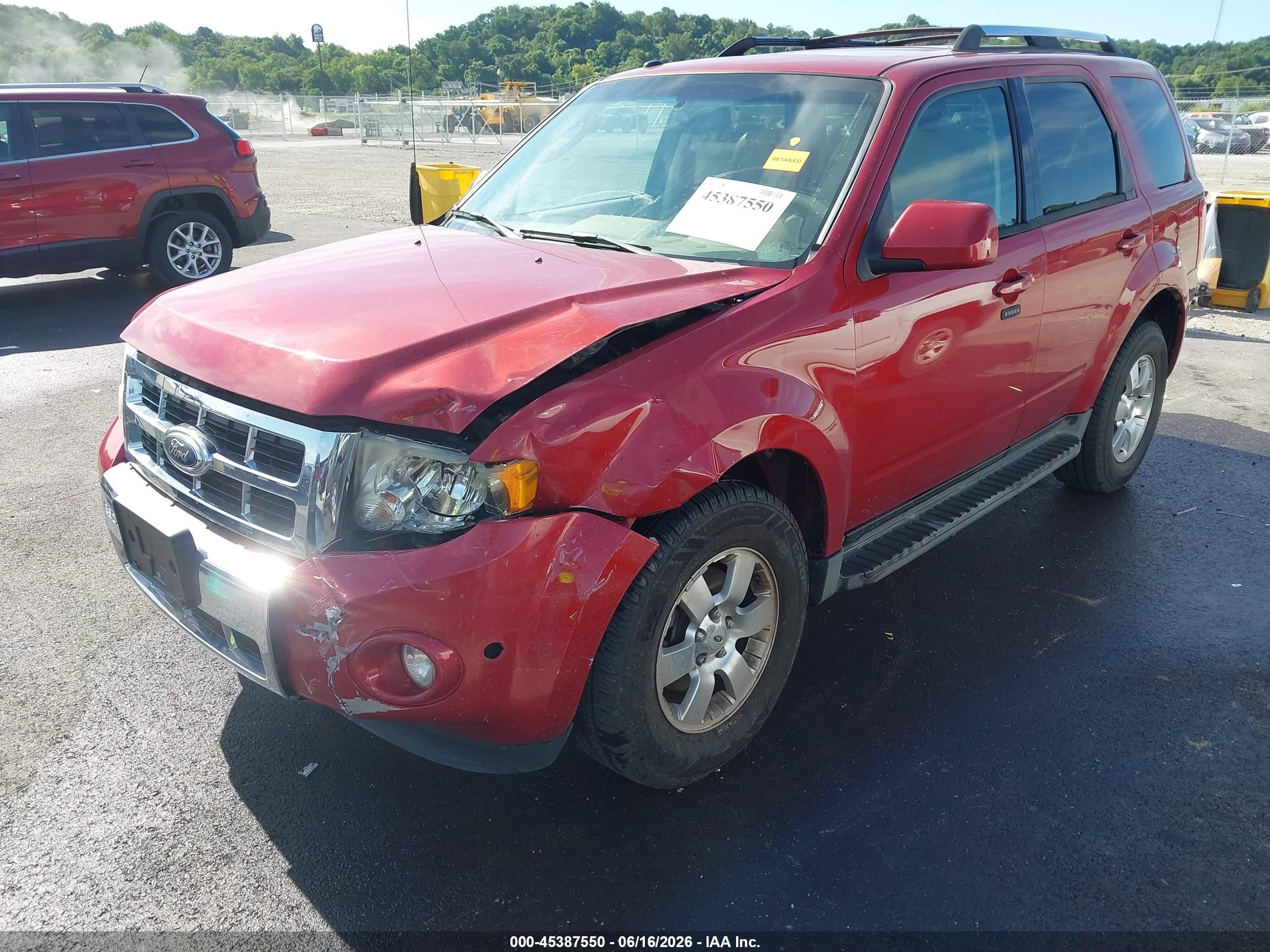 2011 Ford Escape Limited Red vin: 1FMCU9EG4BKC51554