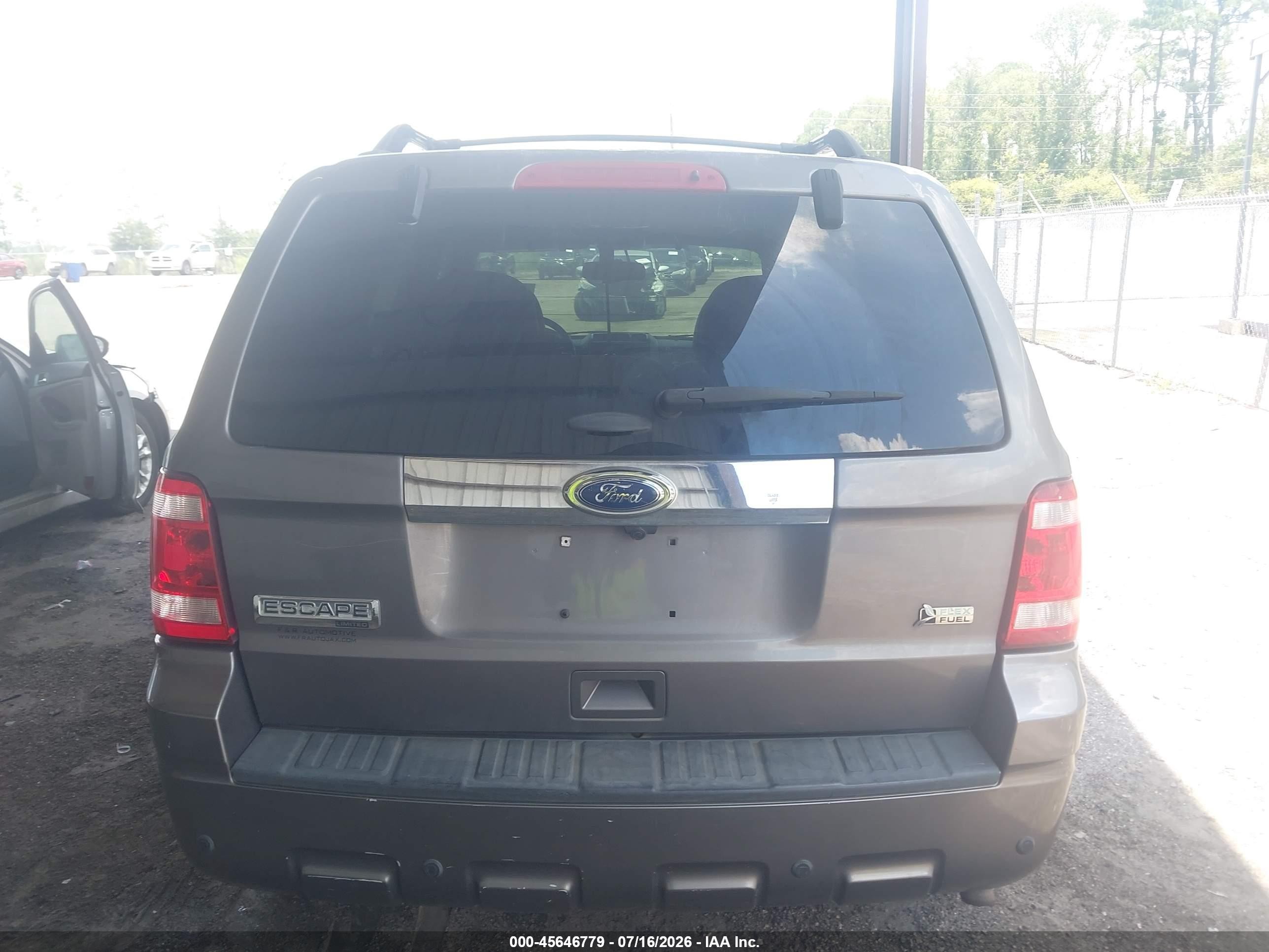2012 Ford Escape Limited Gray vin: 1FMCU9EG4CKA40646
