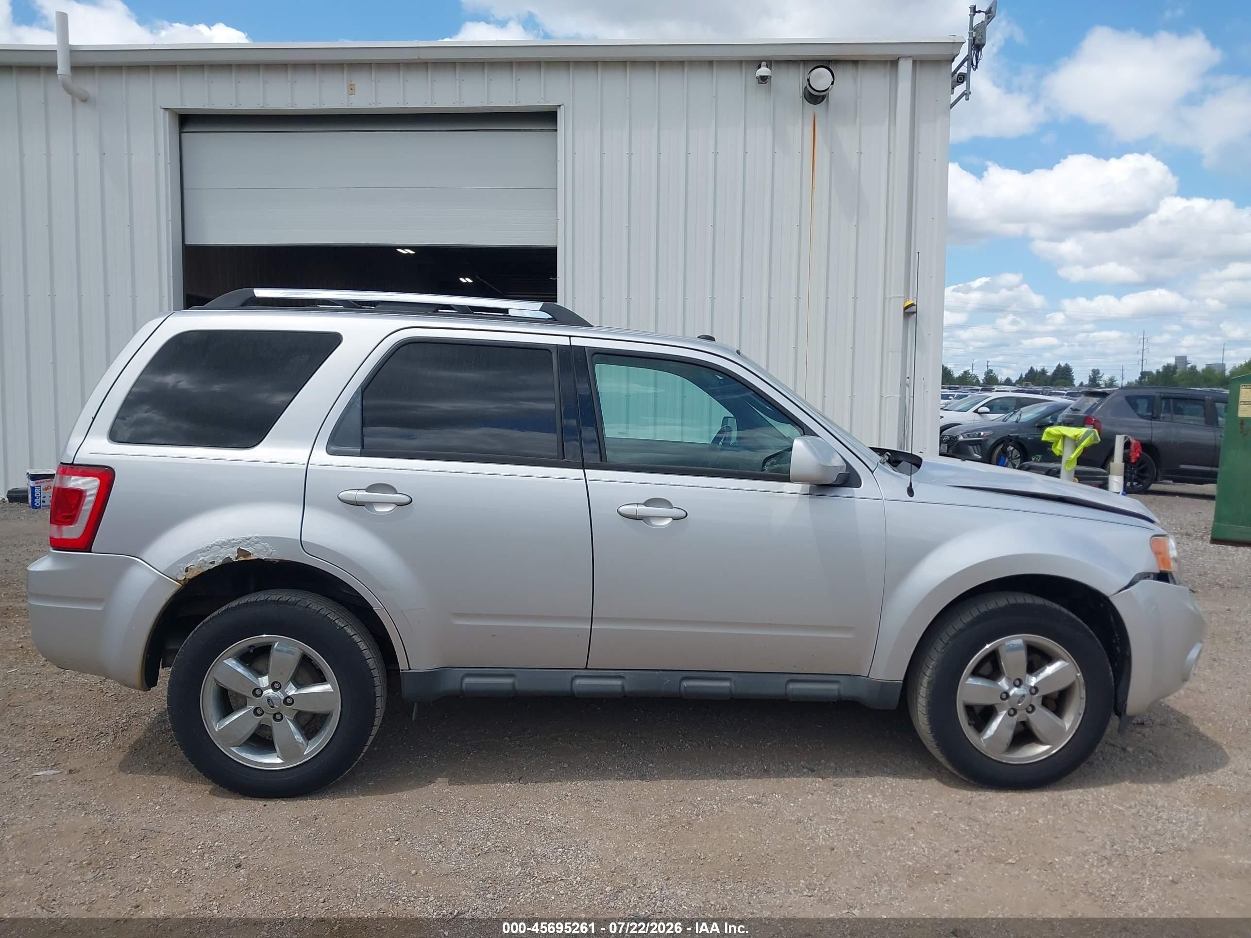 2012 Ford Escape Limited Серебряный vin: 1FMCU9EG4CKA72464
