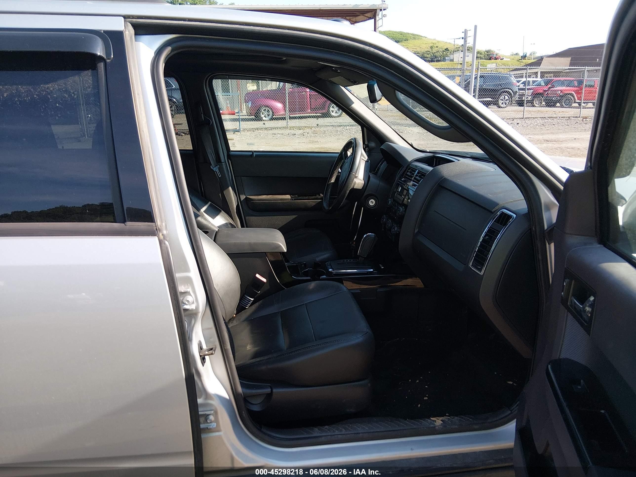 2012 Ford Escape Limited Silver vin: 1FMCU9EG4CKB89574