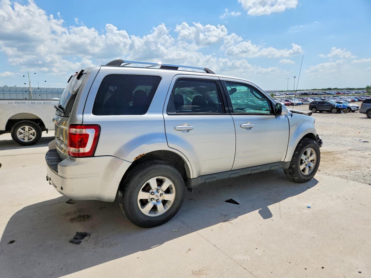 2010 Ford Escape Limited Silver vin: 1FMCU9EG5AKC46104