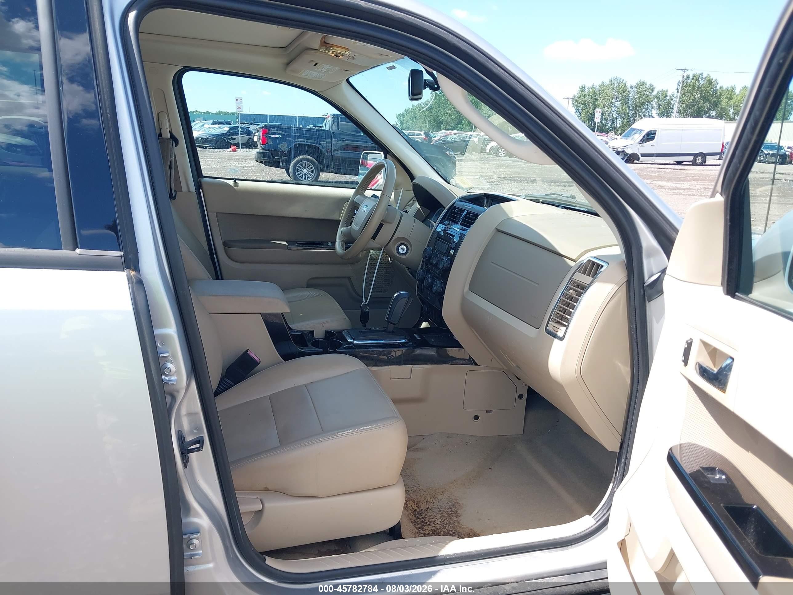 2010 Ford Escape Limited Silver vin: 1FMCU9EG5AKD43934