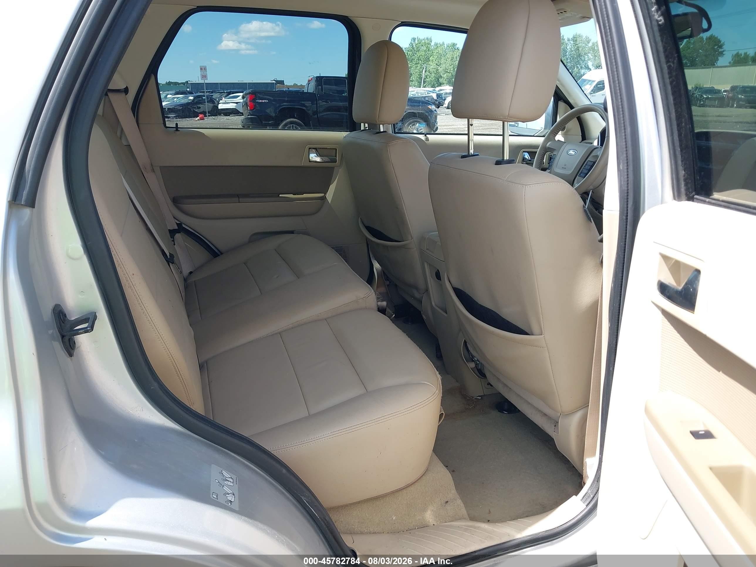 2010 Ford Escape Limited Silver vin: 1FMCU9EG5AKD43934