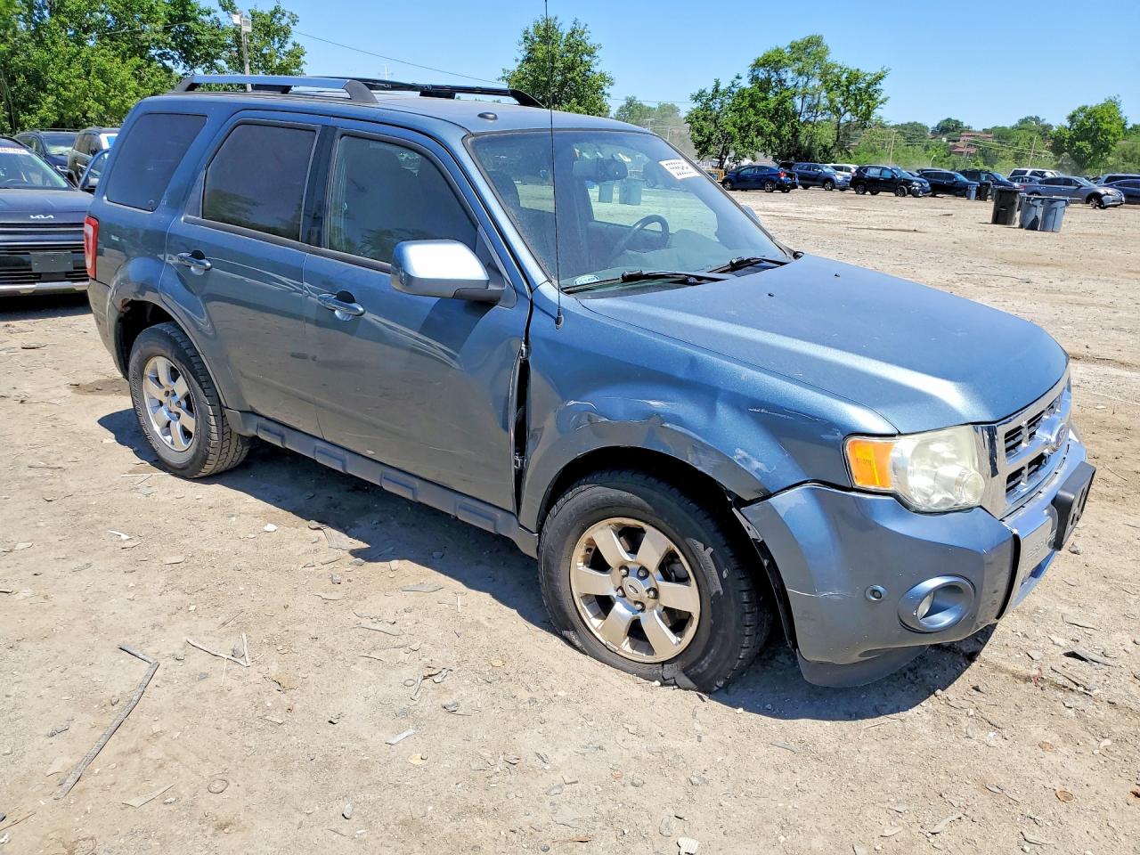 2011 Ford Escape Blue vin: 1FMCU9EG5BKA96951