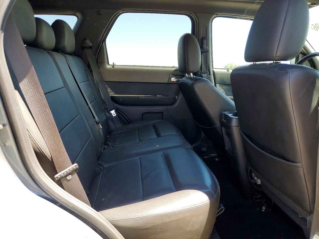 2011 Ford Escape Blue vin: 1FMCU9EG5BKA96951