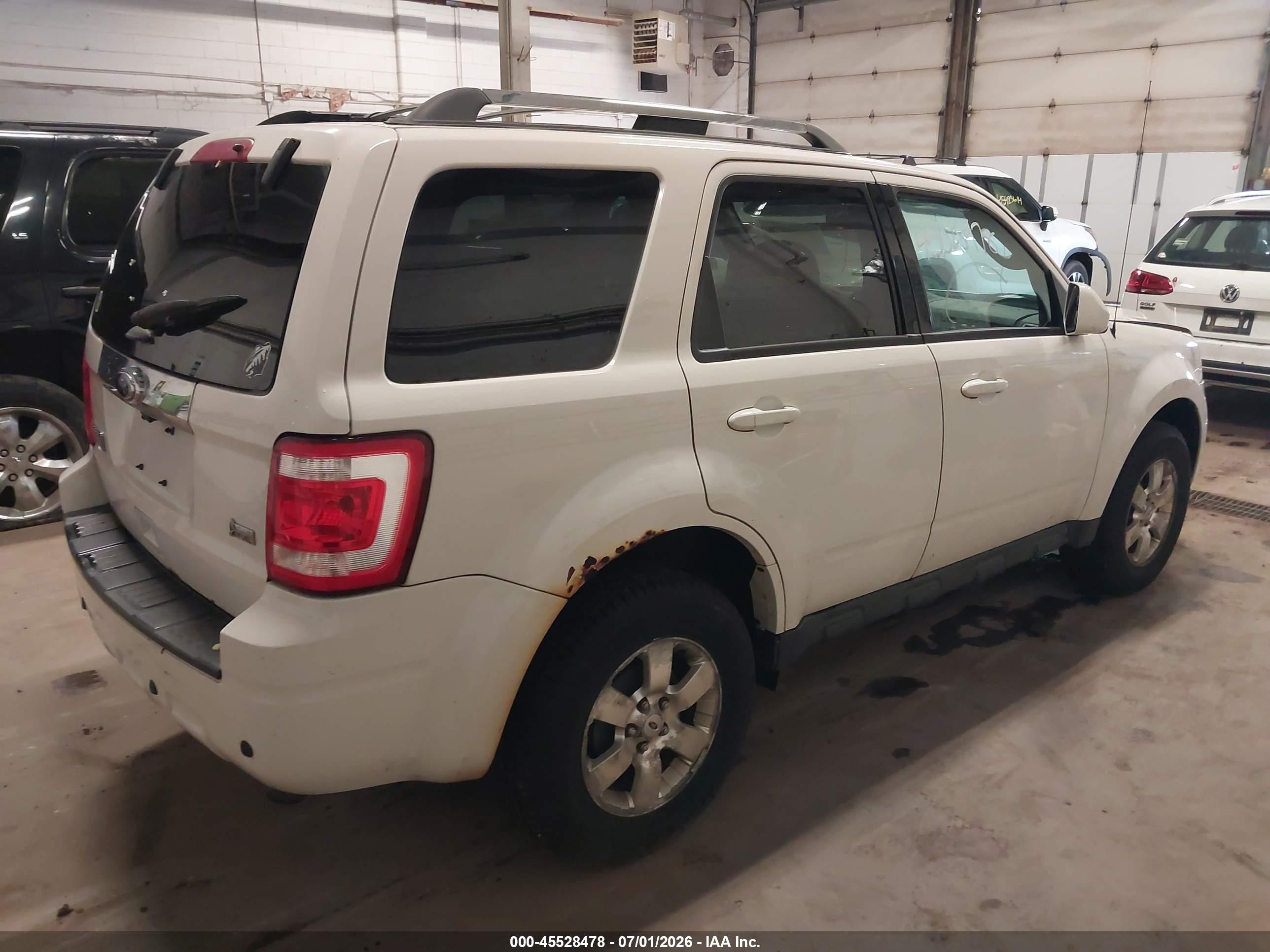 2011 Ford Escape Limited White vin: 1FMCU9EG5BKB78680