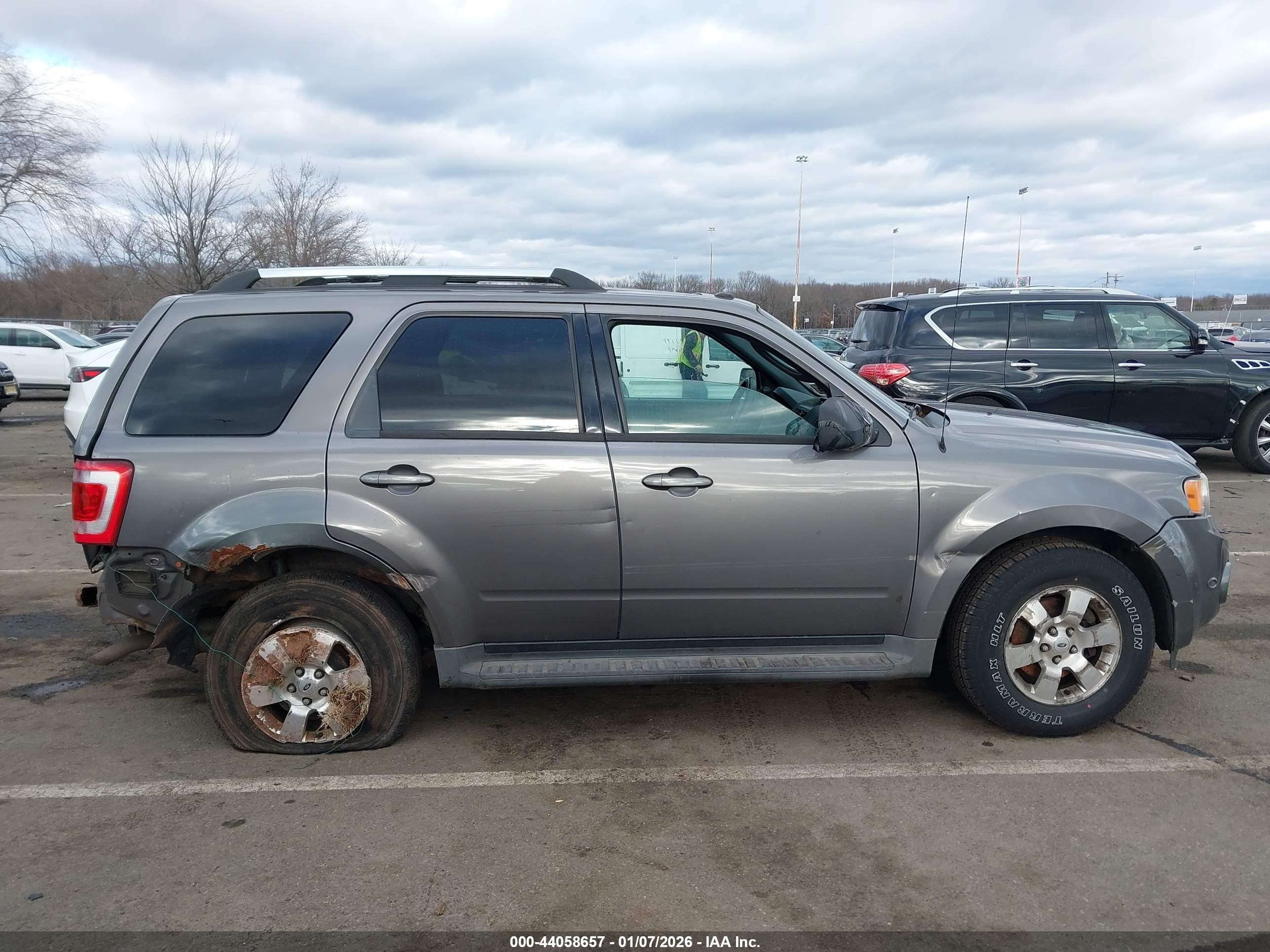2012 Ford Escape Limited Gray vin: 1FMCU9EG5CKA63434