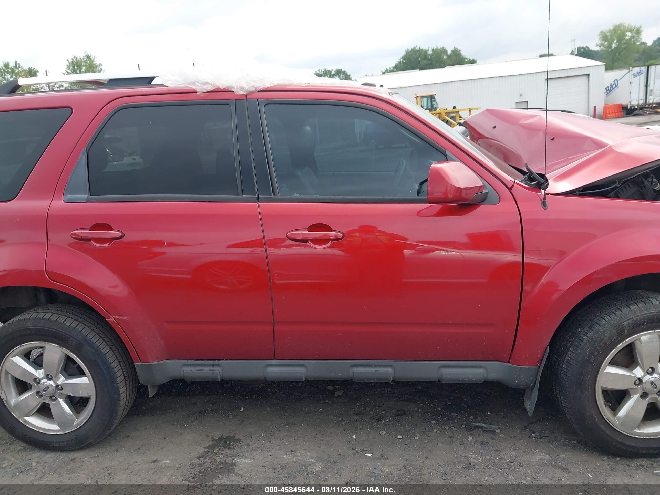 2012 Ford Escape Limited Red vin: 1FMCU9EG5CKB01101