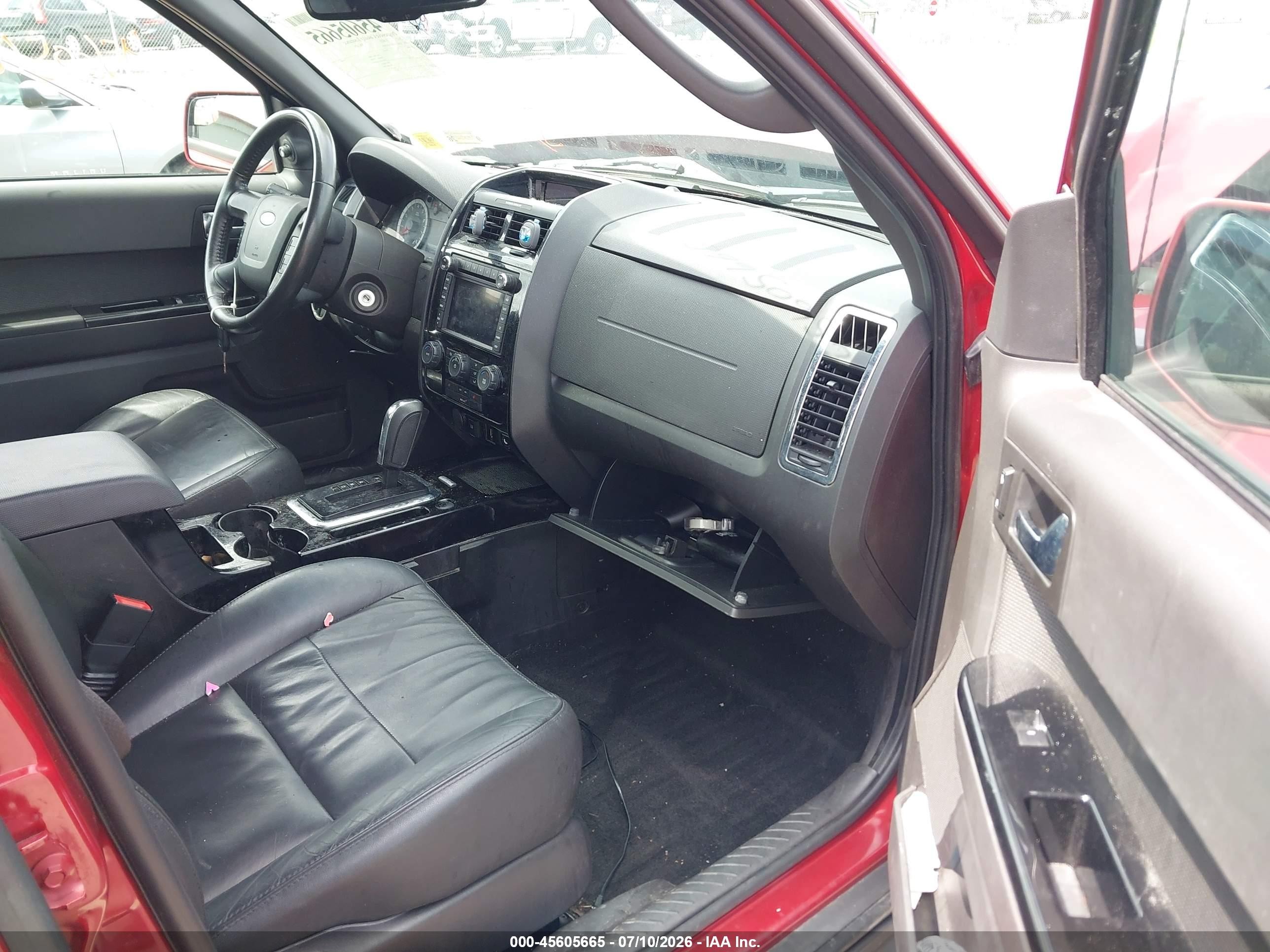 2012 Ford Escape Limited Red vin: 1FMCU9EG6CKB10549