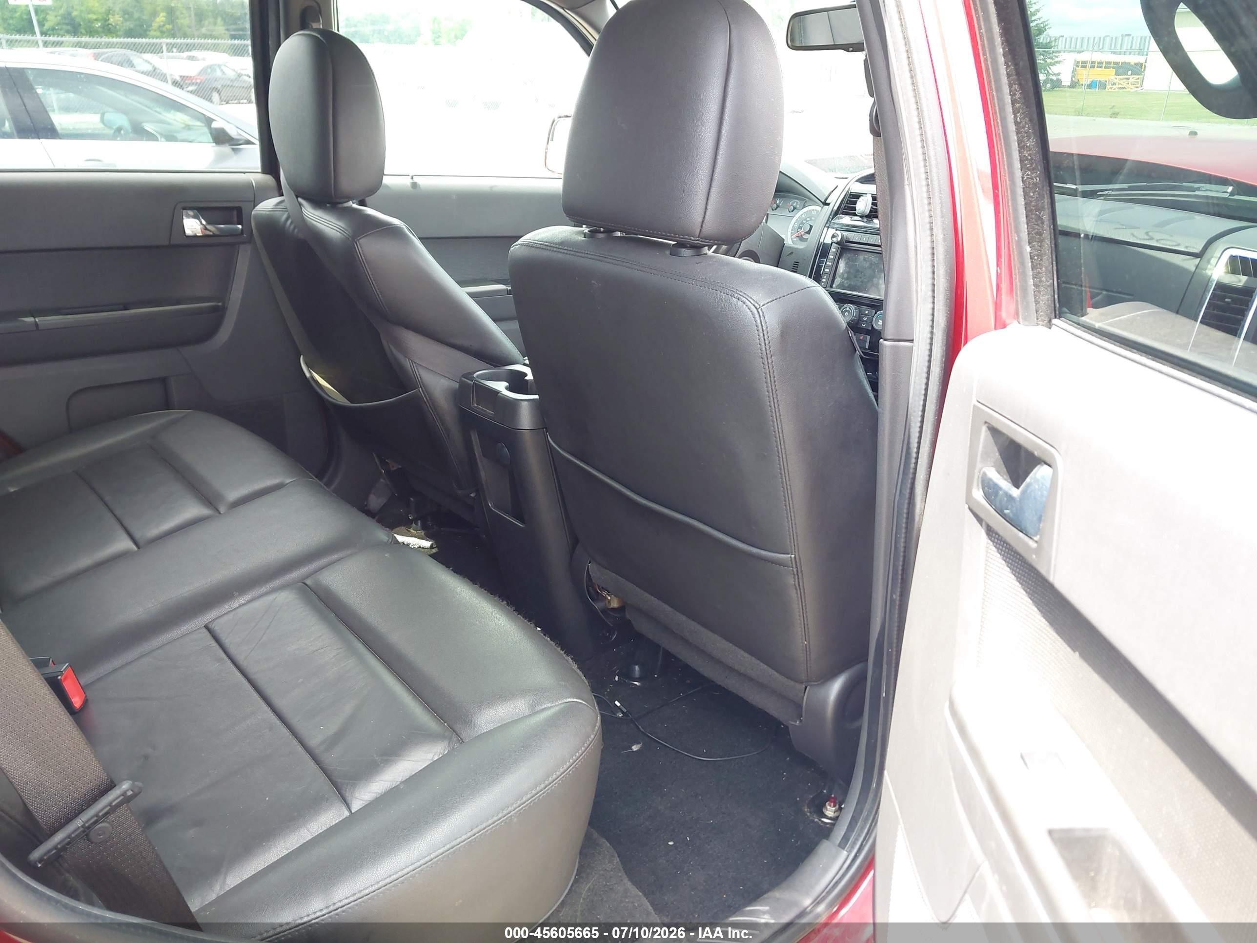 2012 Ford Escape Limited Red vin: 1FMCU9EG6CKB10549