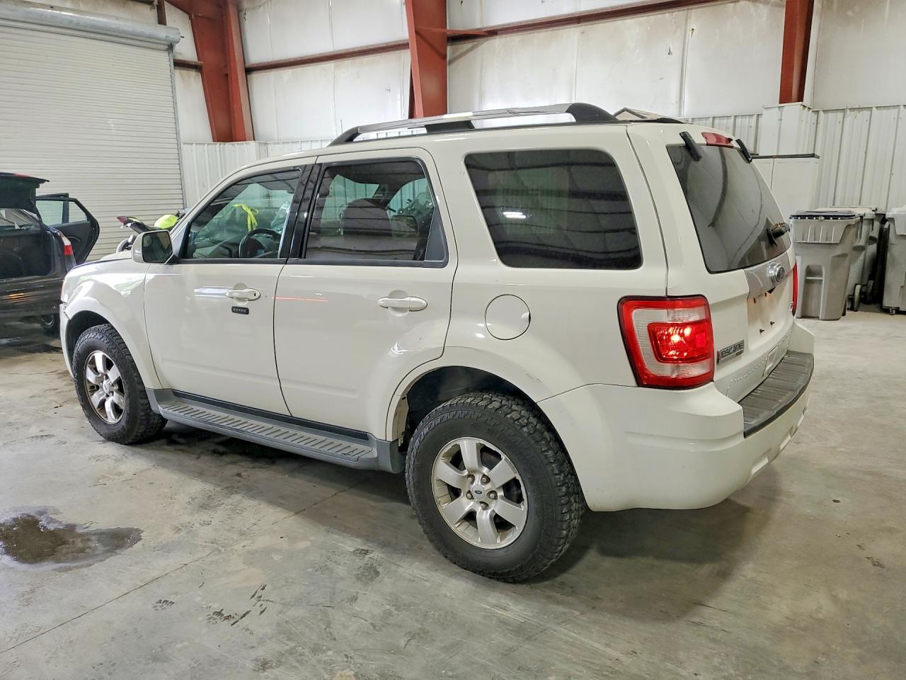 2010 Ford Escape Limited White vin: 1FMCU9EG7AKD04634