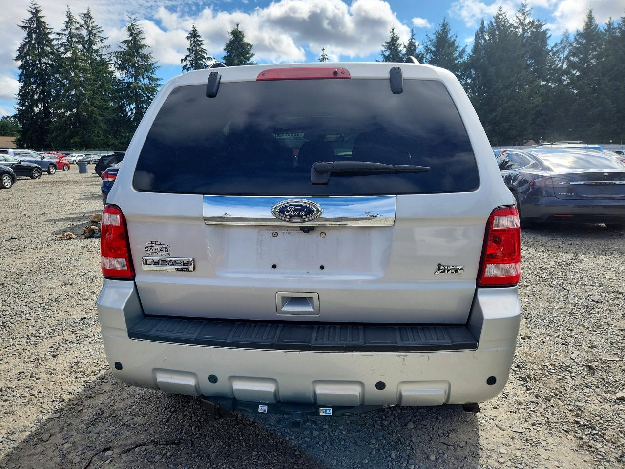 2011 Ford Escape Limited Silver vin: 1FMCU9EG7BKA43457