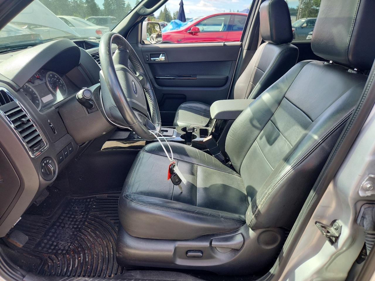 2011 Ford Escape Limited Silver vin: 1FMCU9EG7BKA43457