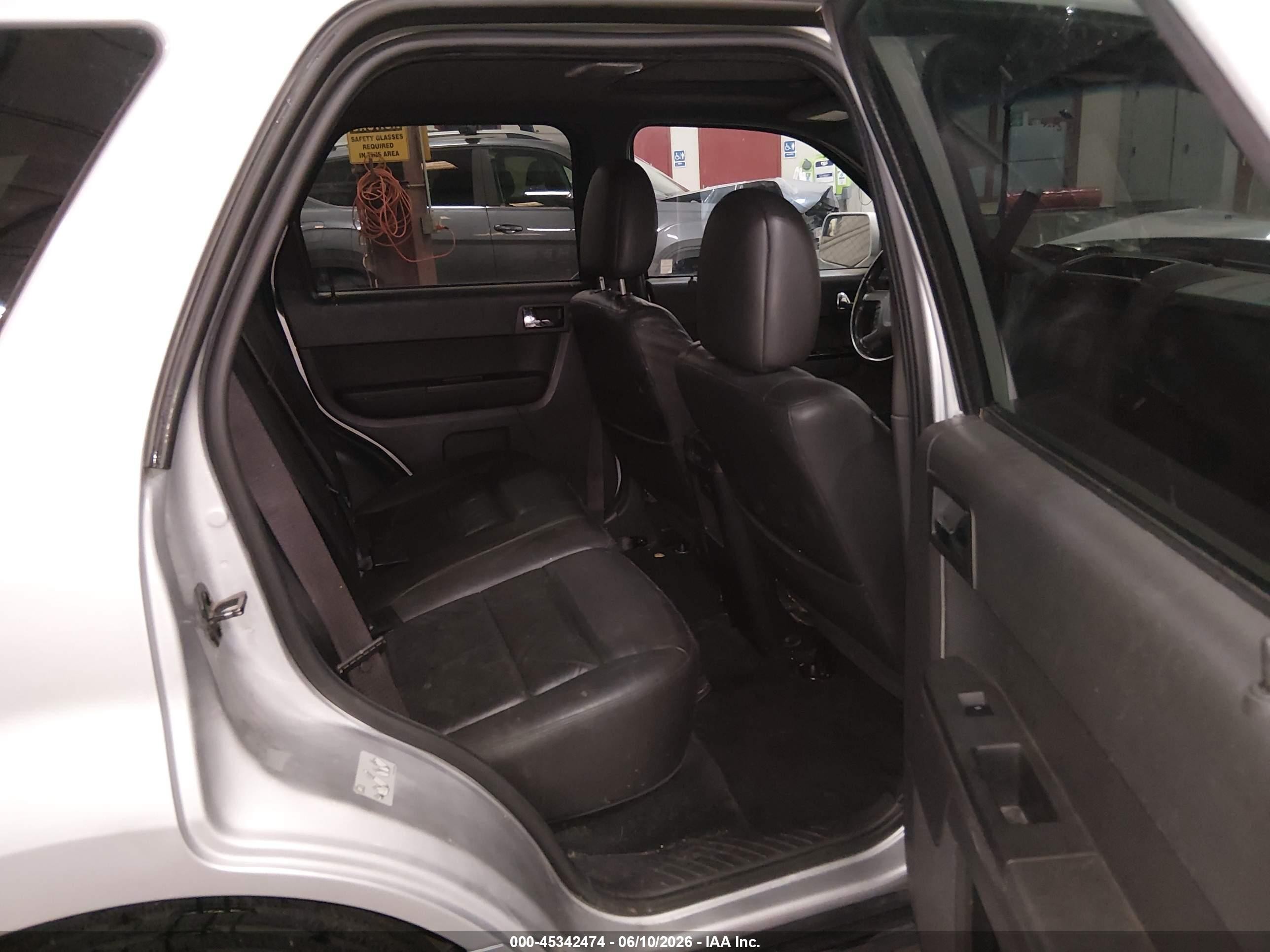 2011 Ford Escape Limited Gray vin: 1FMCU9EG7BKA82226