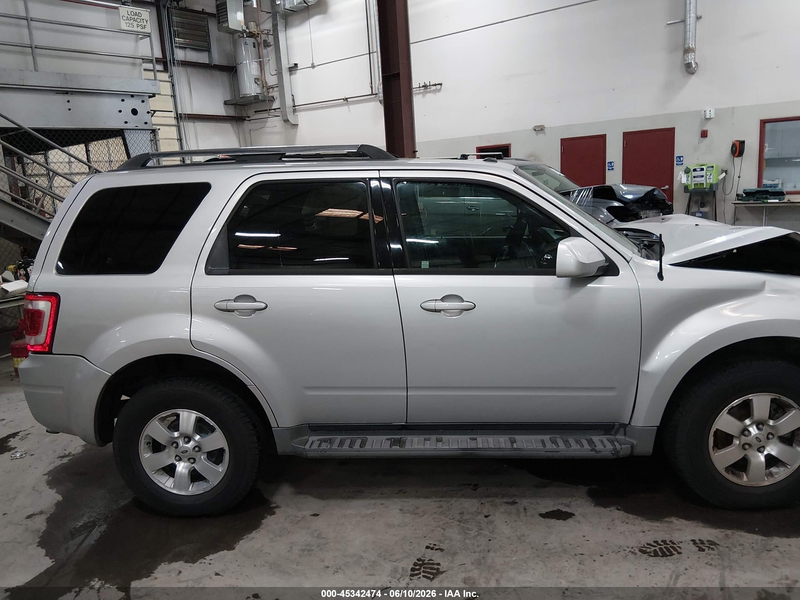 2011 Ford Escape Limited Gray vin: 1FMCU9EG7BKA82226
